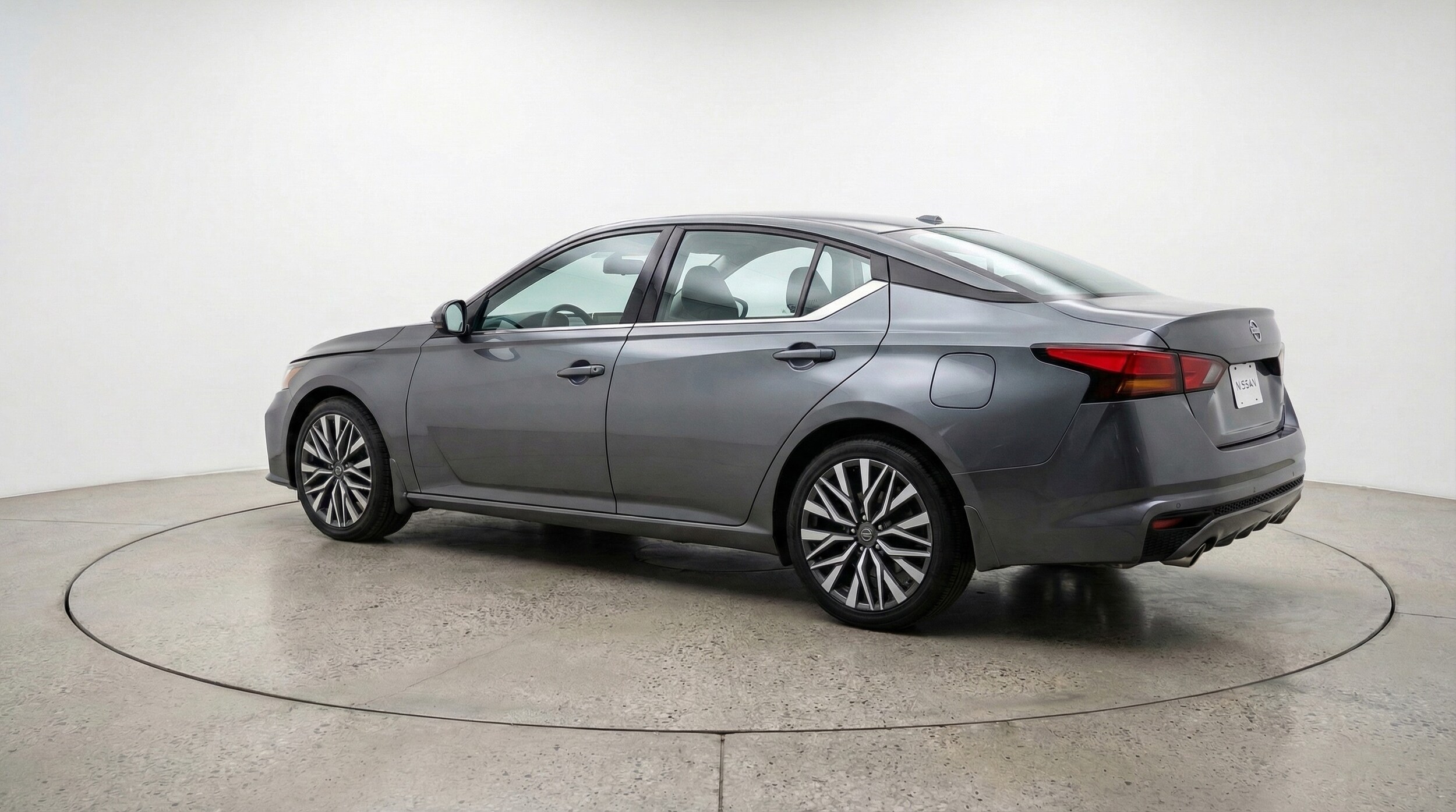 Thumbnail: 2025 Nissan Altima - 5