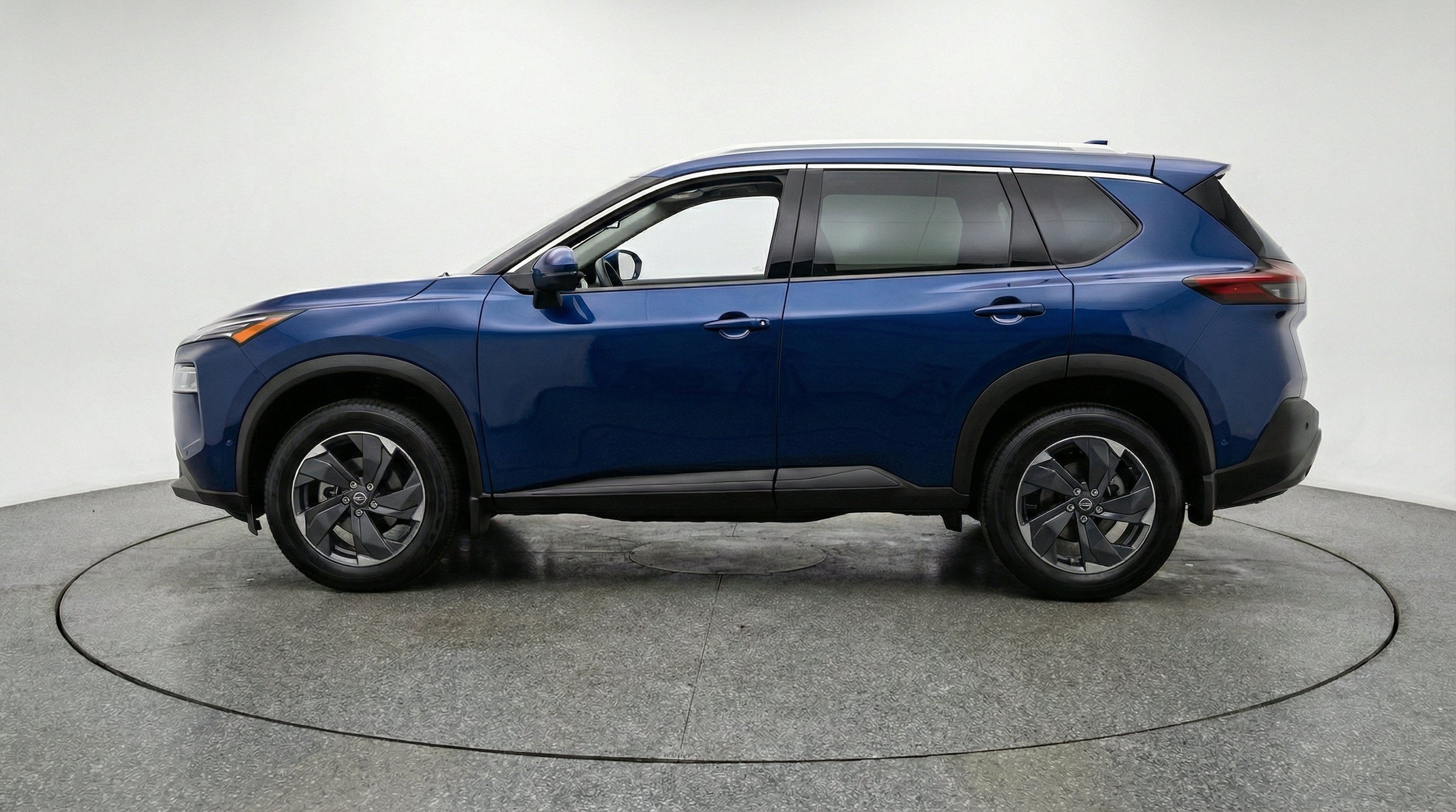 Thumbnail: 2025 Nissan Rogue - 5