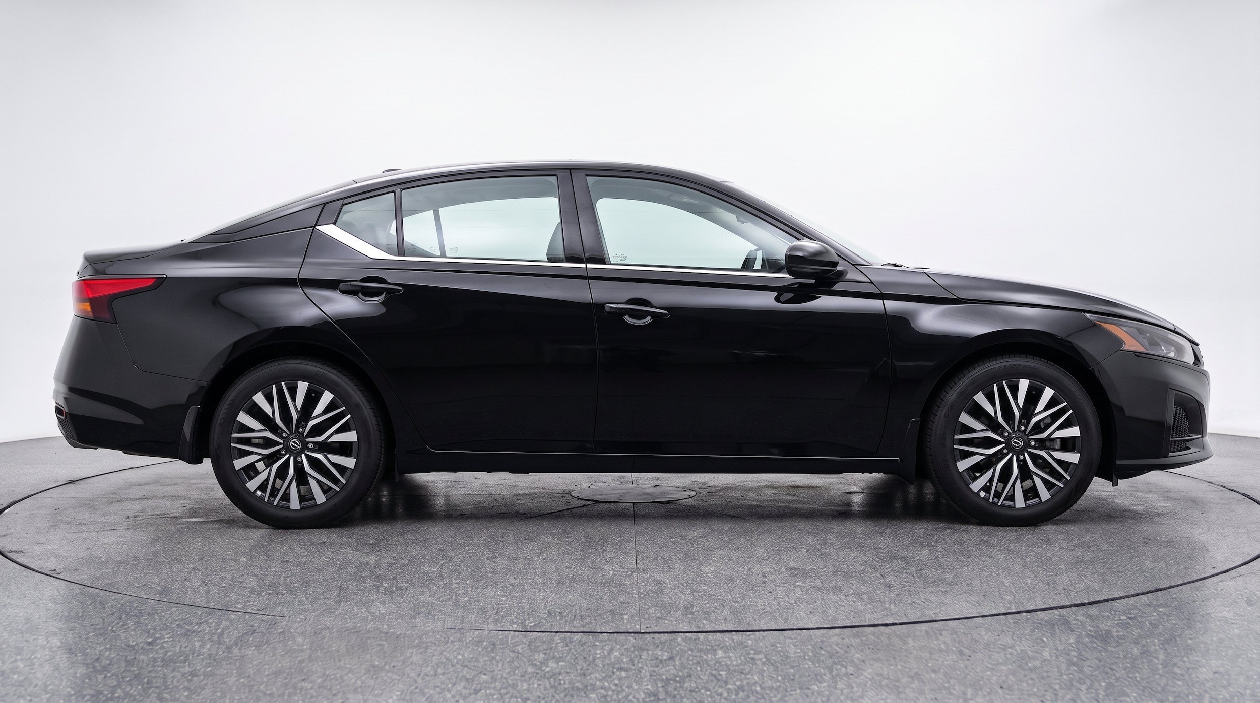 Thumbnail: 2026 Nissan Altima - 10