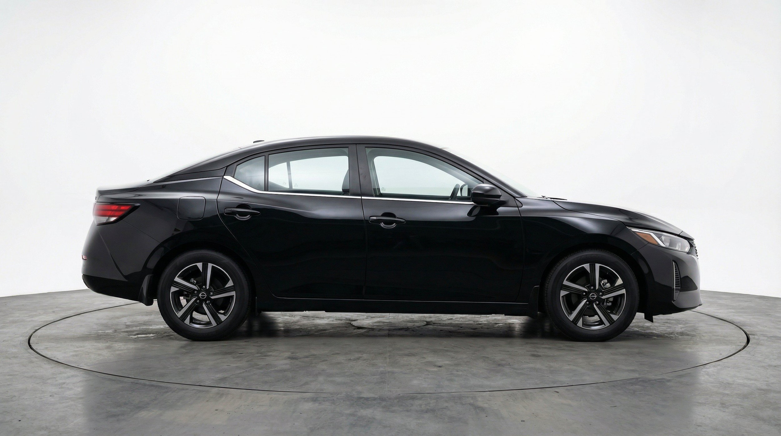 Thumbnail: 2025 Nissan Sentra - 11
