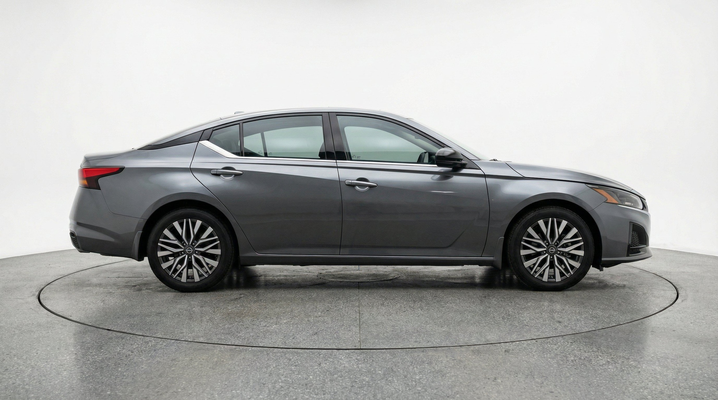 Thumbnail: 2025 Nissan Altima - 11