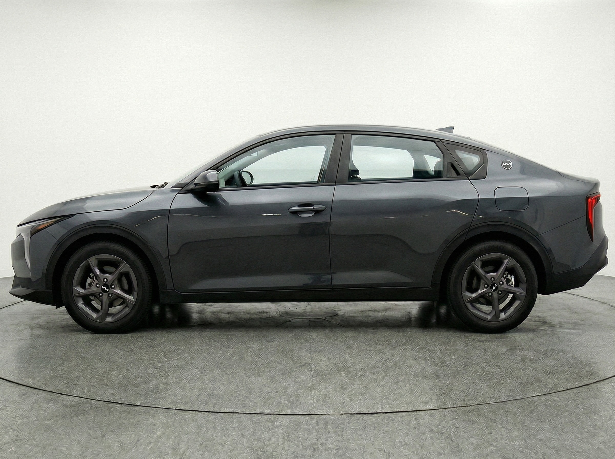 Thumbnail: 2025 Kia K4 - 4