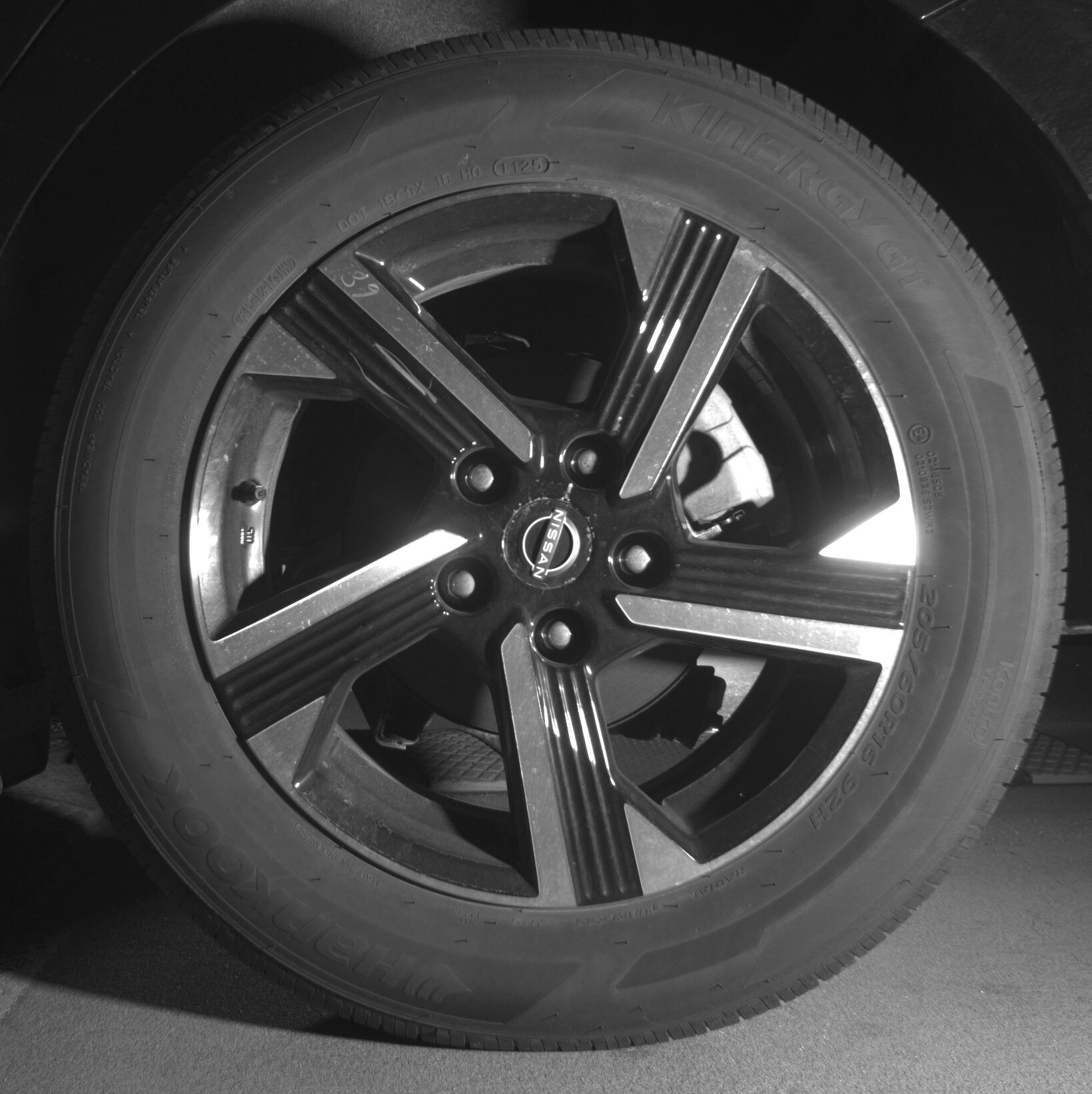 Thumbnail: 2025 Nissan Sentra - 11