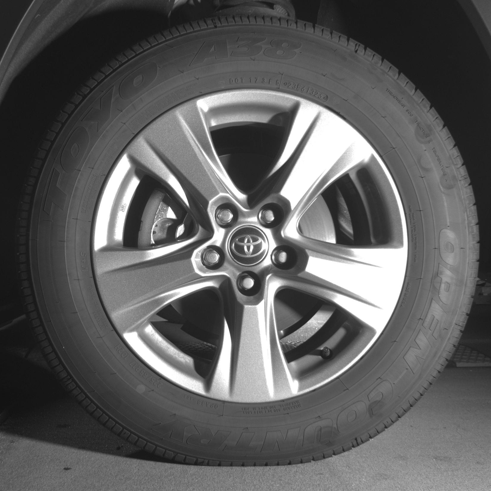 Thumbnail: 2025 Toyota RAV4 - 9