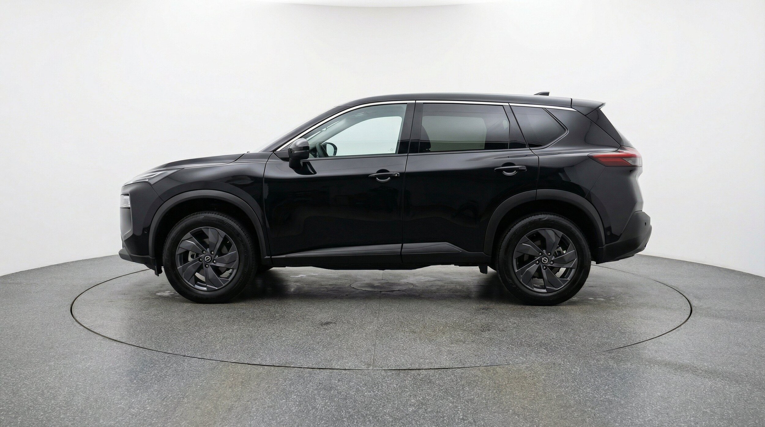 Thumbnail: 2025 Nissan Rogue - 5