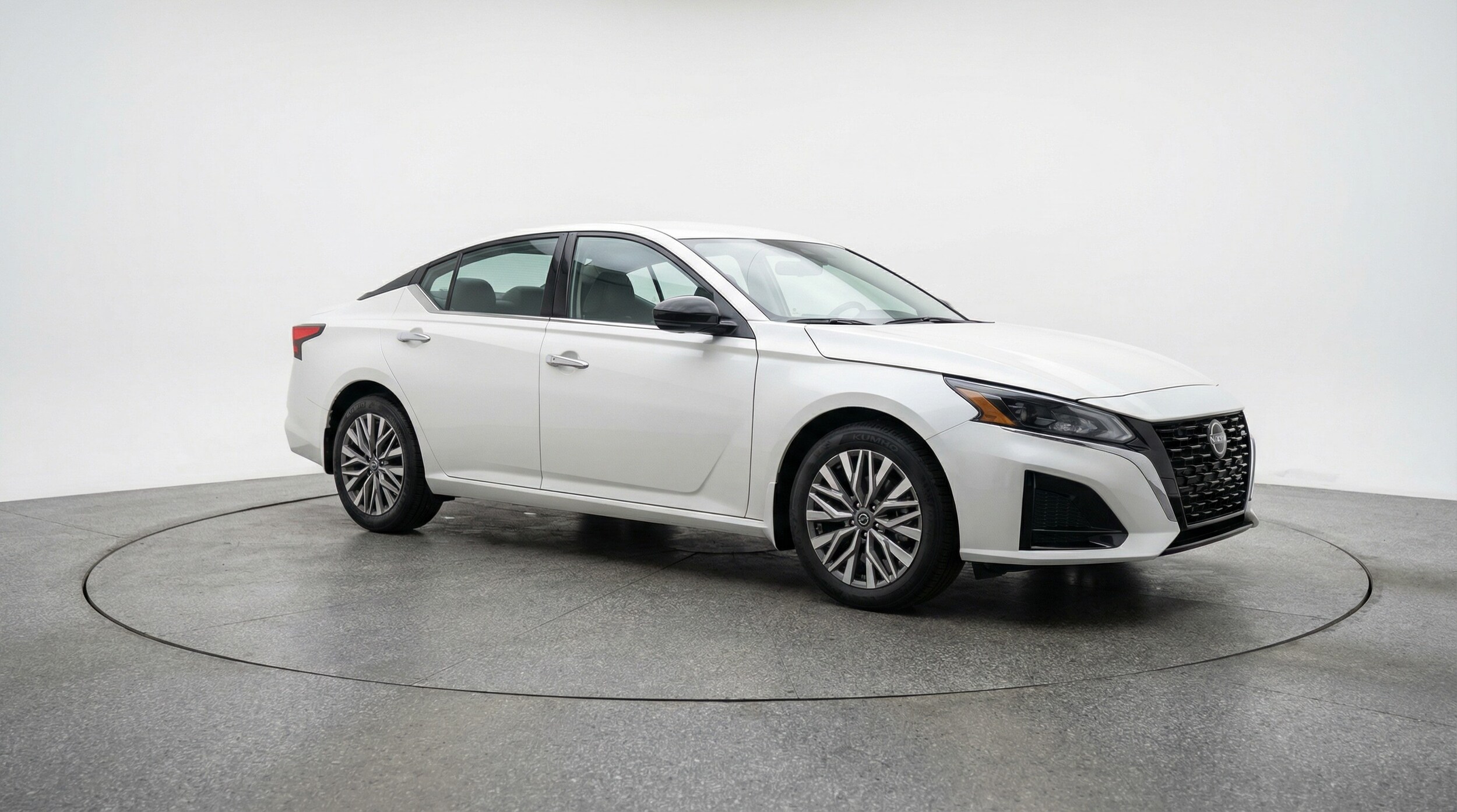 Thumbnail: 2025 Nissan Altima - 1