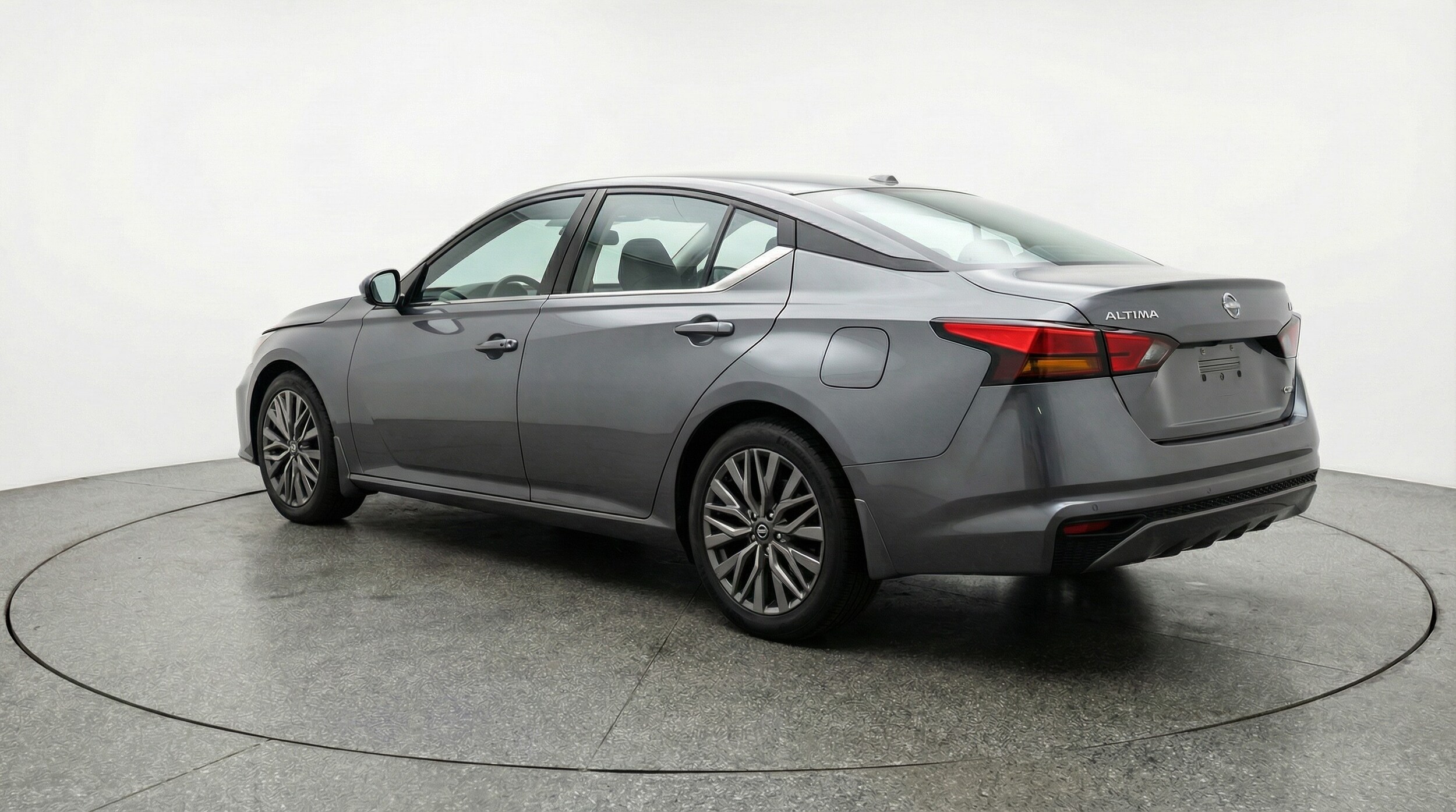 Thumbnail: 2025 Nissan Altima - 5