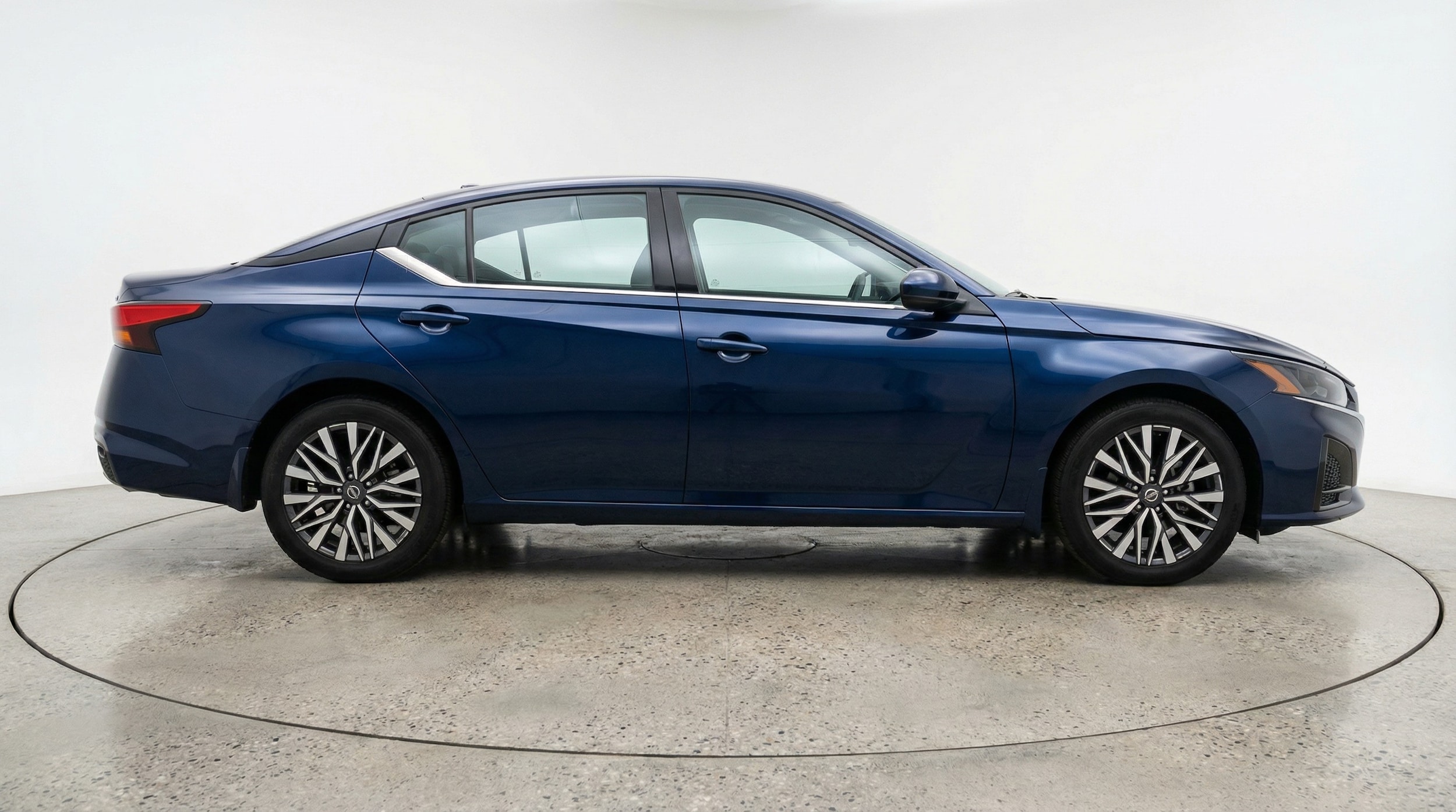 Thumbnail: 2025 Nissan Altima - 8