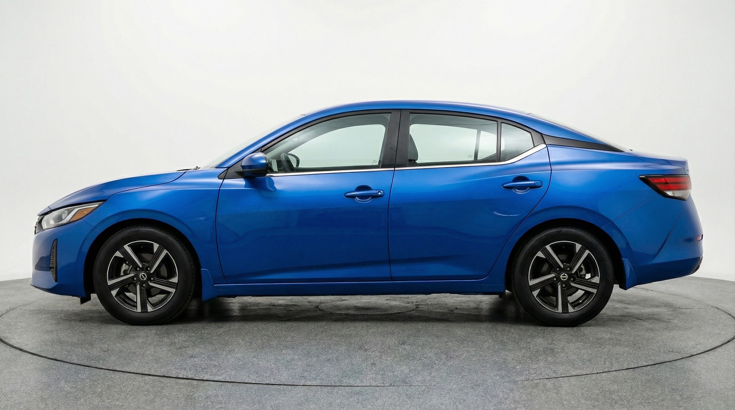 Thumbnail: 2025 Nissan Sentra - 4