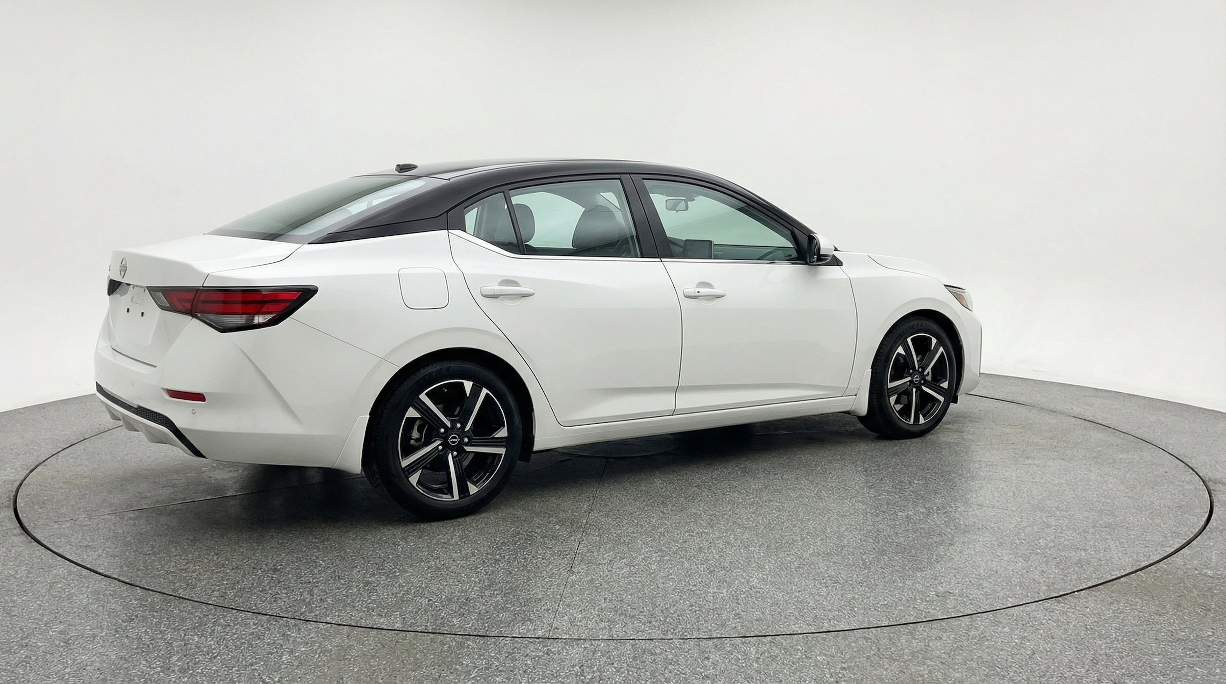 Thumbnail: 2025 Nissan Sentra - 9