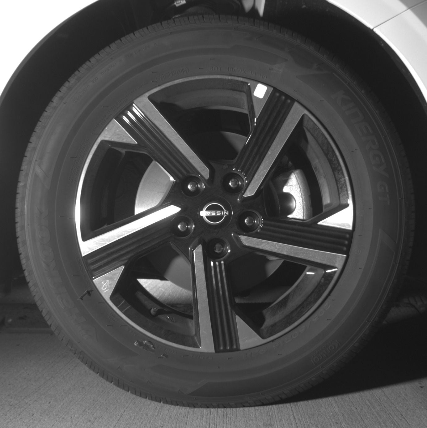 Thumbnail: 2025 Nissan Sentra - 10