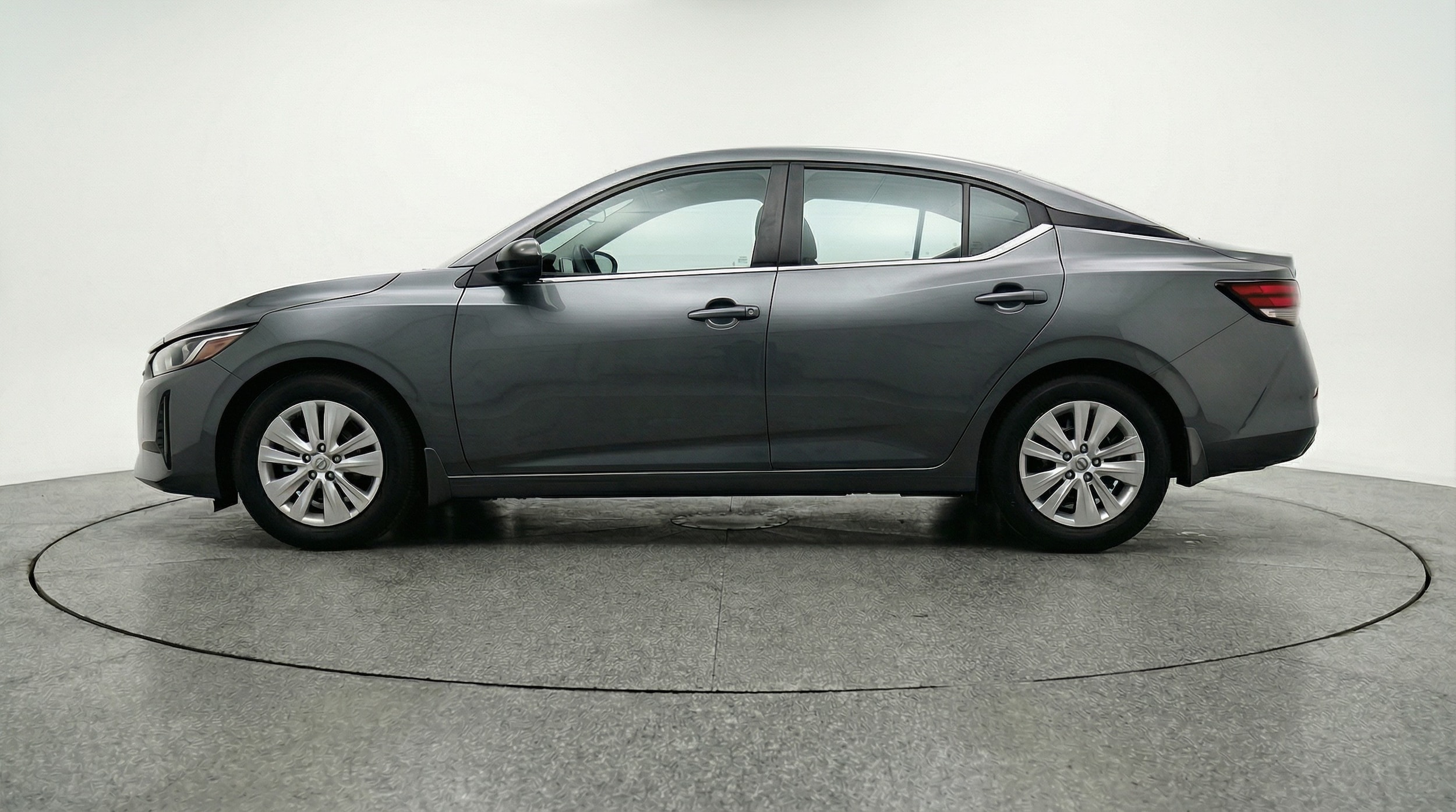 Thumbnail: 2025 Nissan Sentra - 4