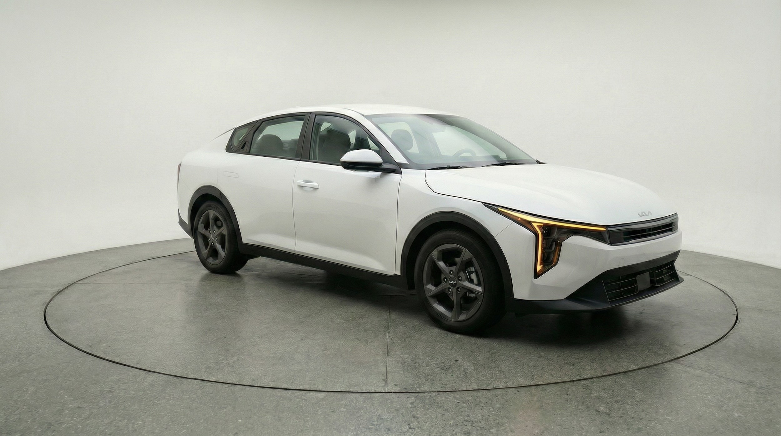 Thumbnail: 2025 Kia K4 - 1