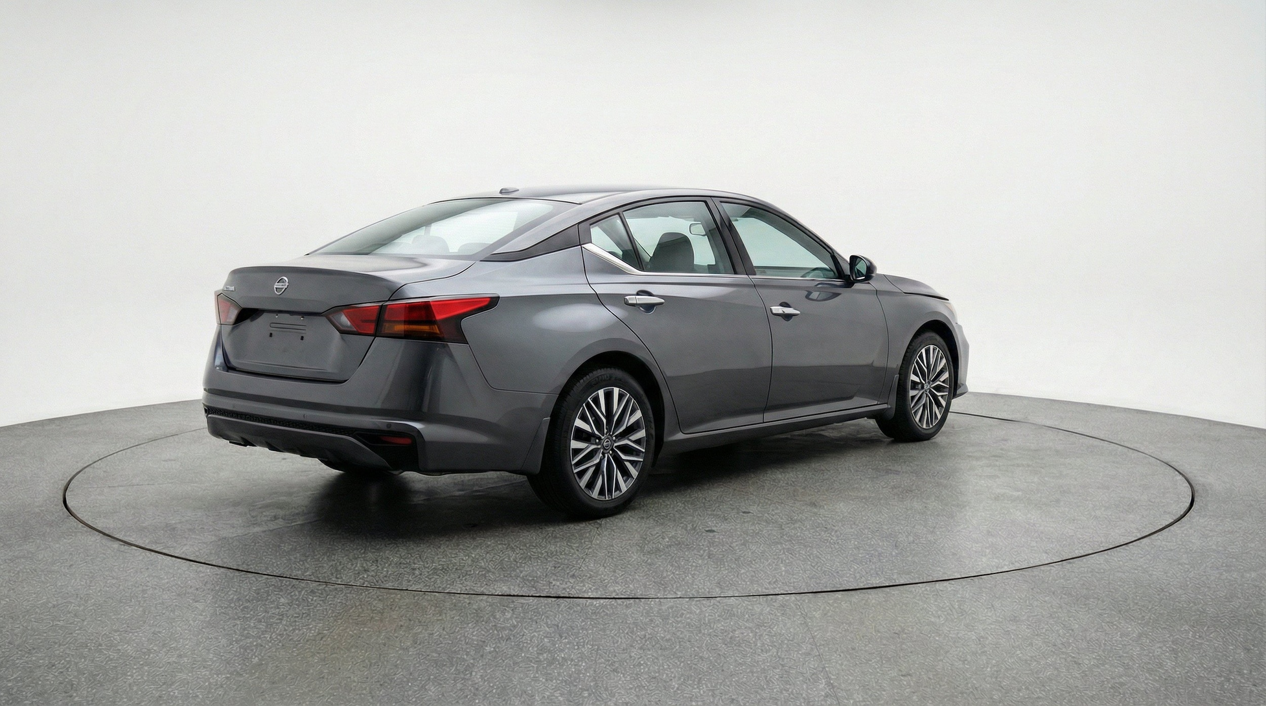 Thumbnail: 2025 Nissan Altima - 9