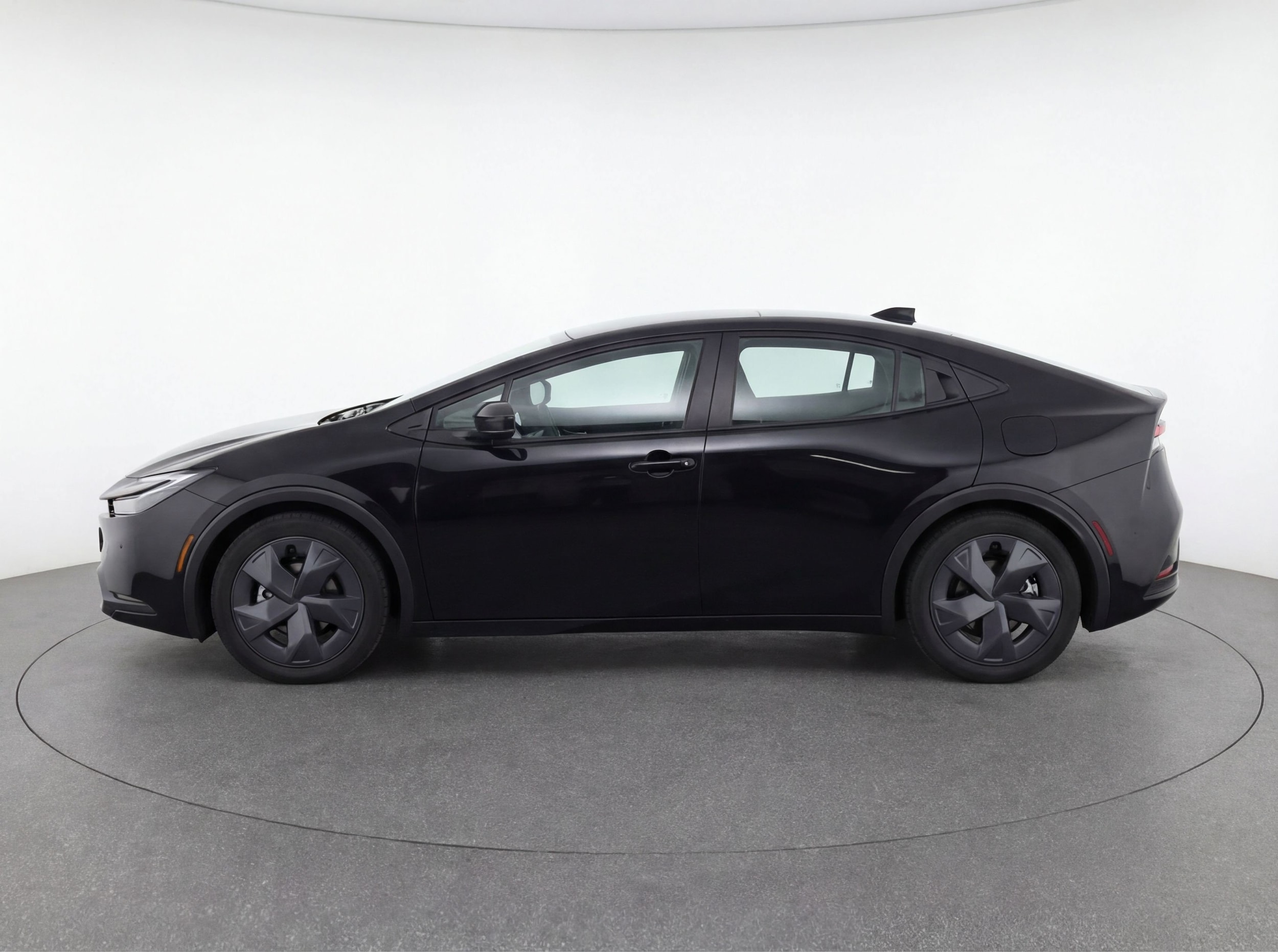Thumbnail: 2025 Toyota Prius - 5