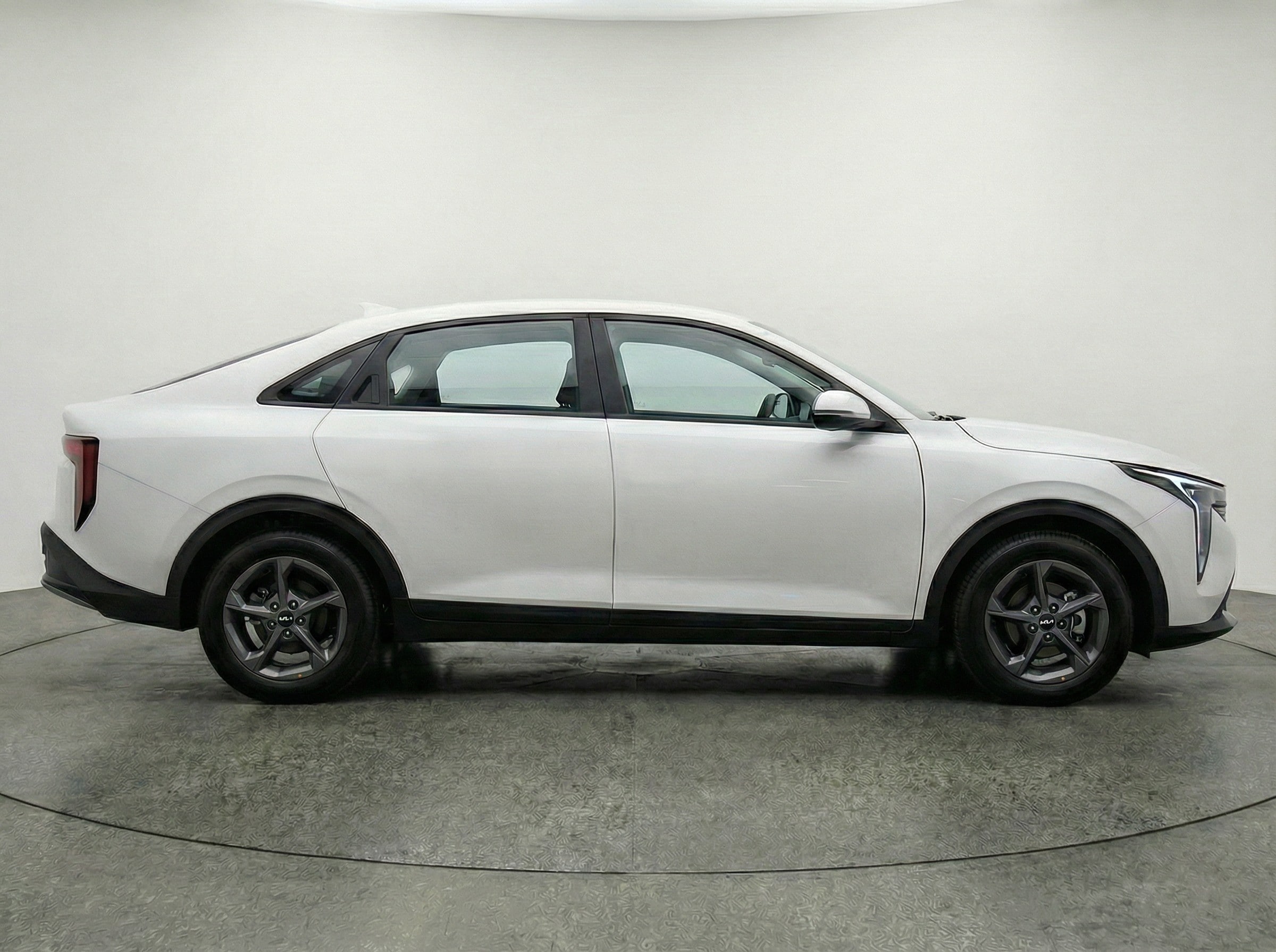 Thumbnail: 2025 Kia K4 - 8