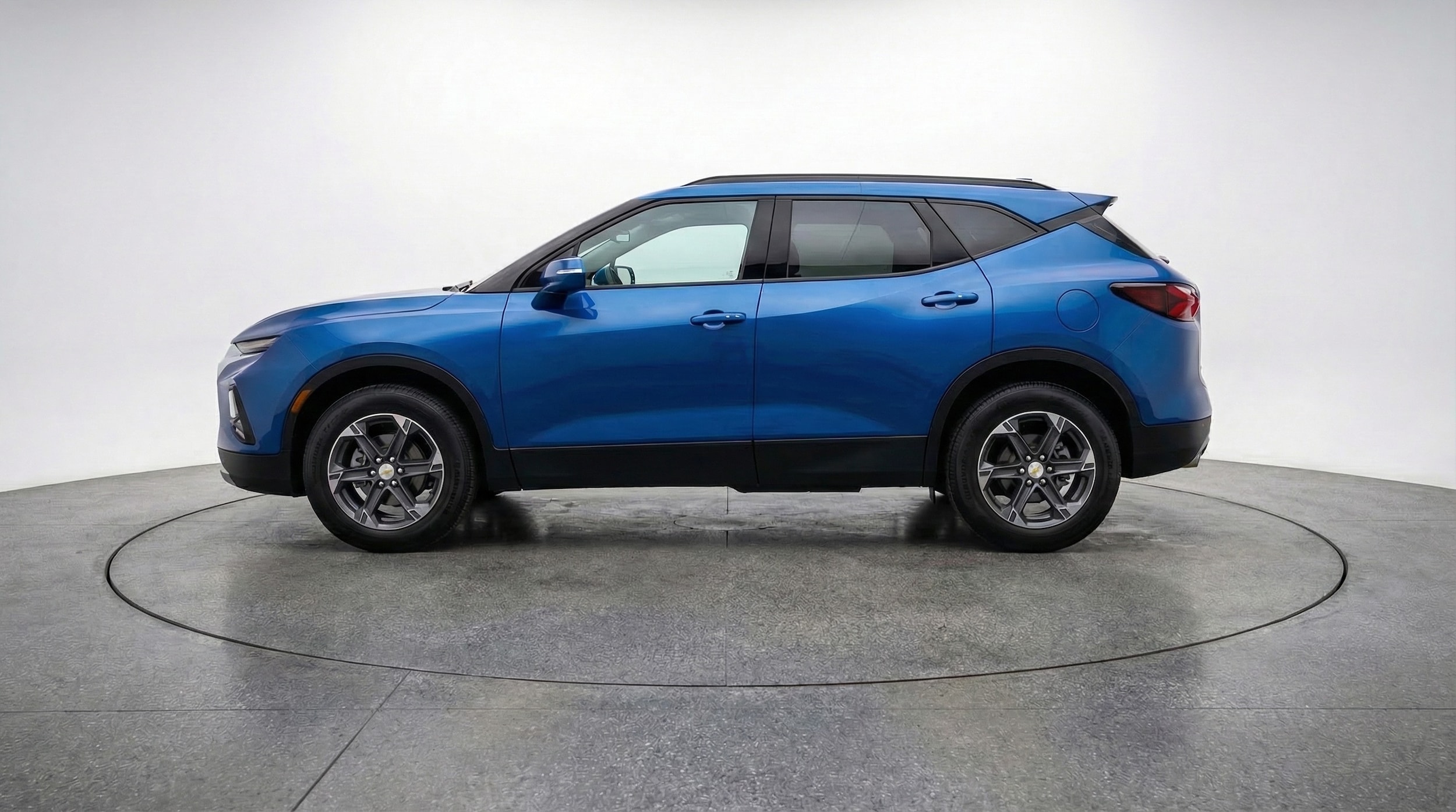 Thumbnail: 2025 Chevrolet Blazer - 4