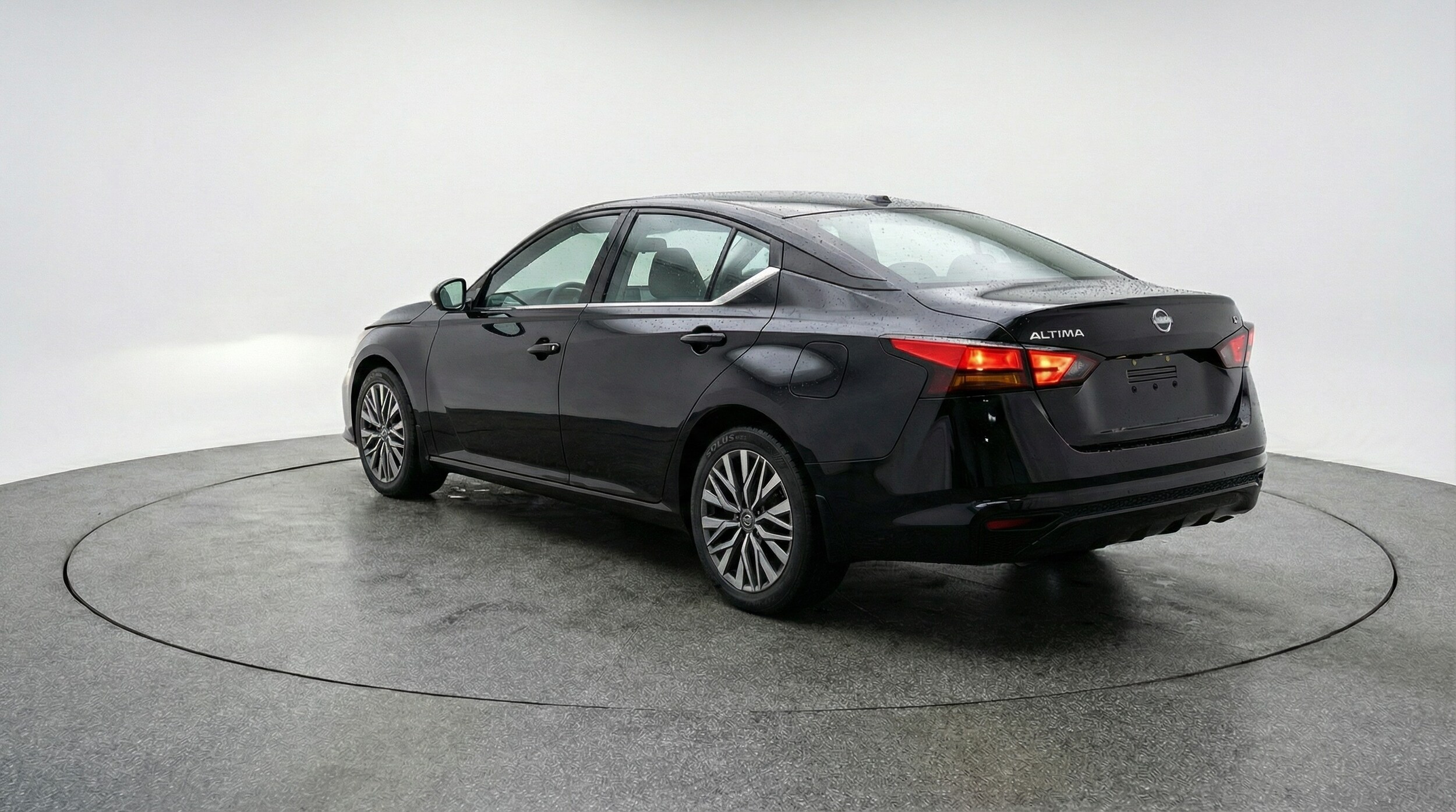 Thumbnail: 2025 Nissan Altima - 5
