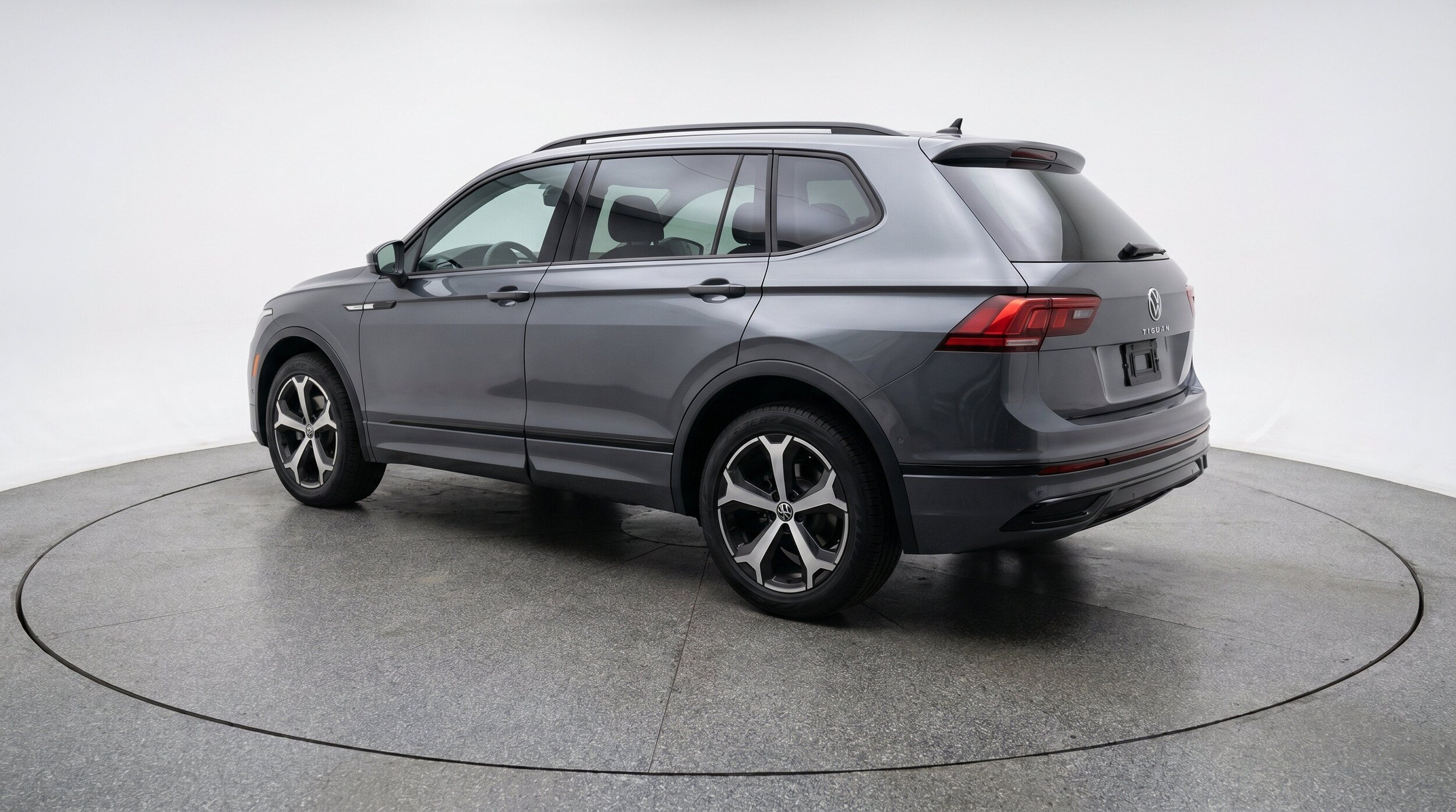 Thumbnail: 2026 Volkswagen Tiguan - 6