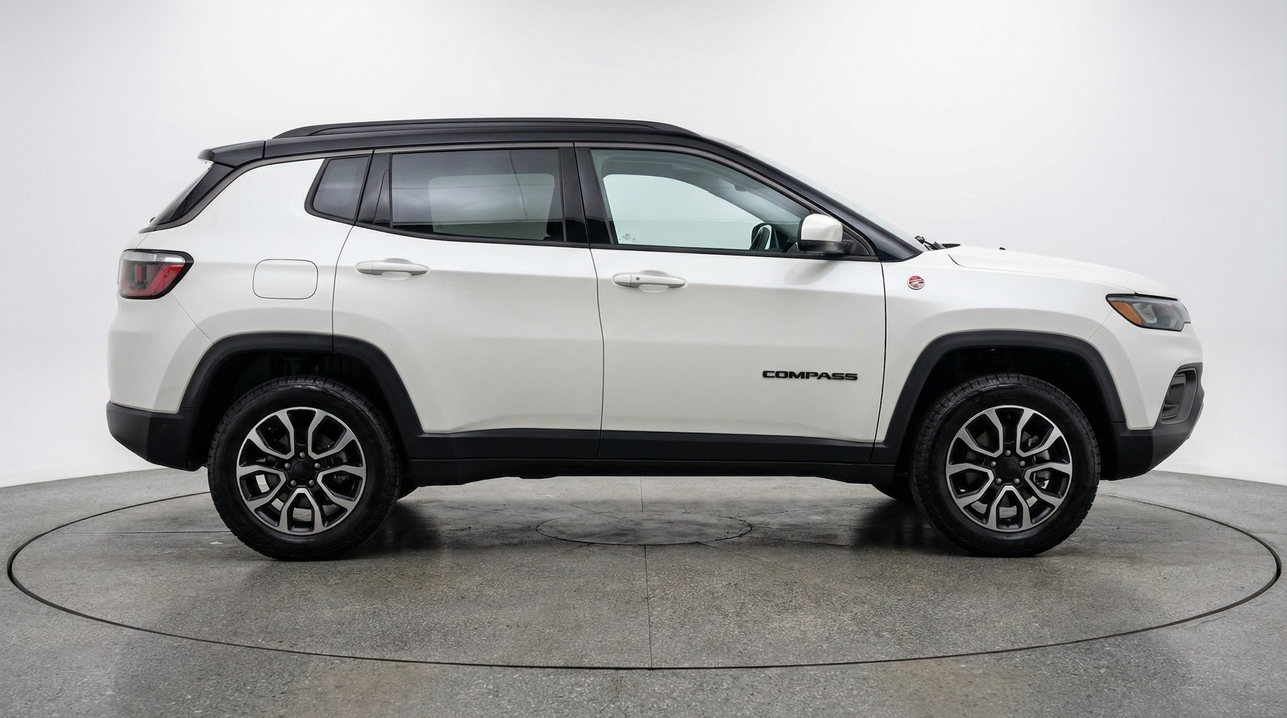 Thumbnail: 2025 Jeep Compass - 8