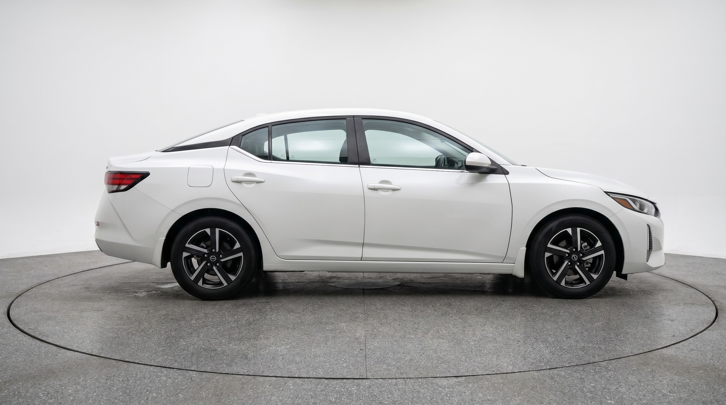 Thumbnail: 2025 Nissan Sentra - 8