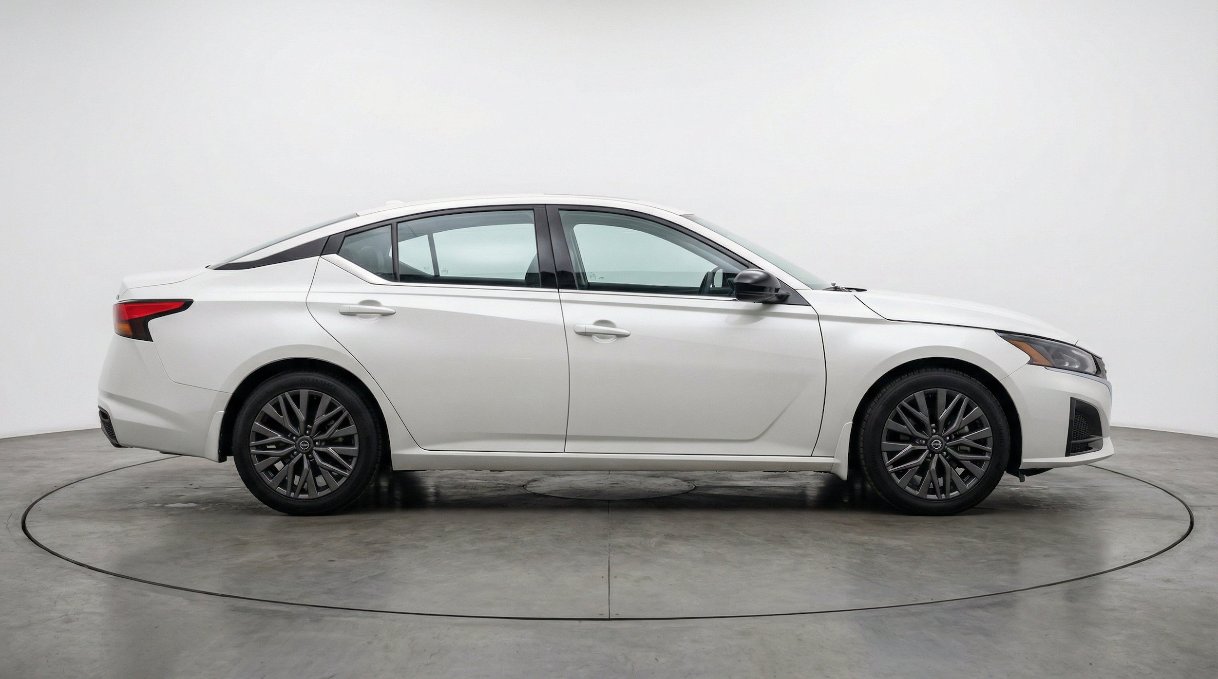 Thumbnail: 2025 Nissan Altima - 11