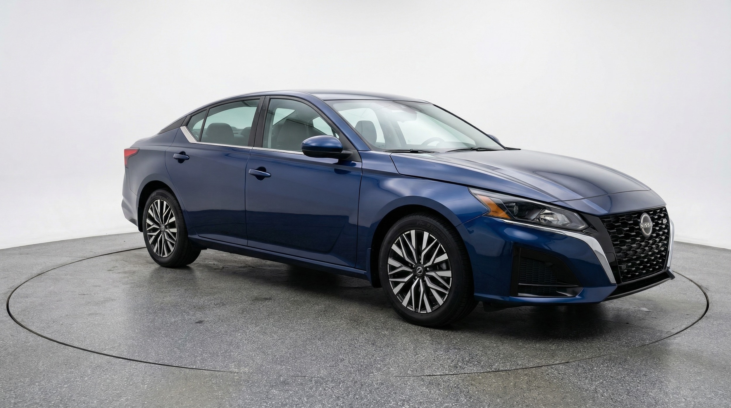 Thumbnail: 2025 Nissan Altima - 1