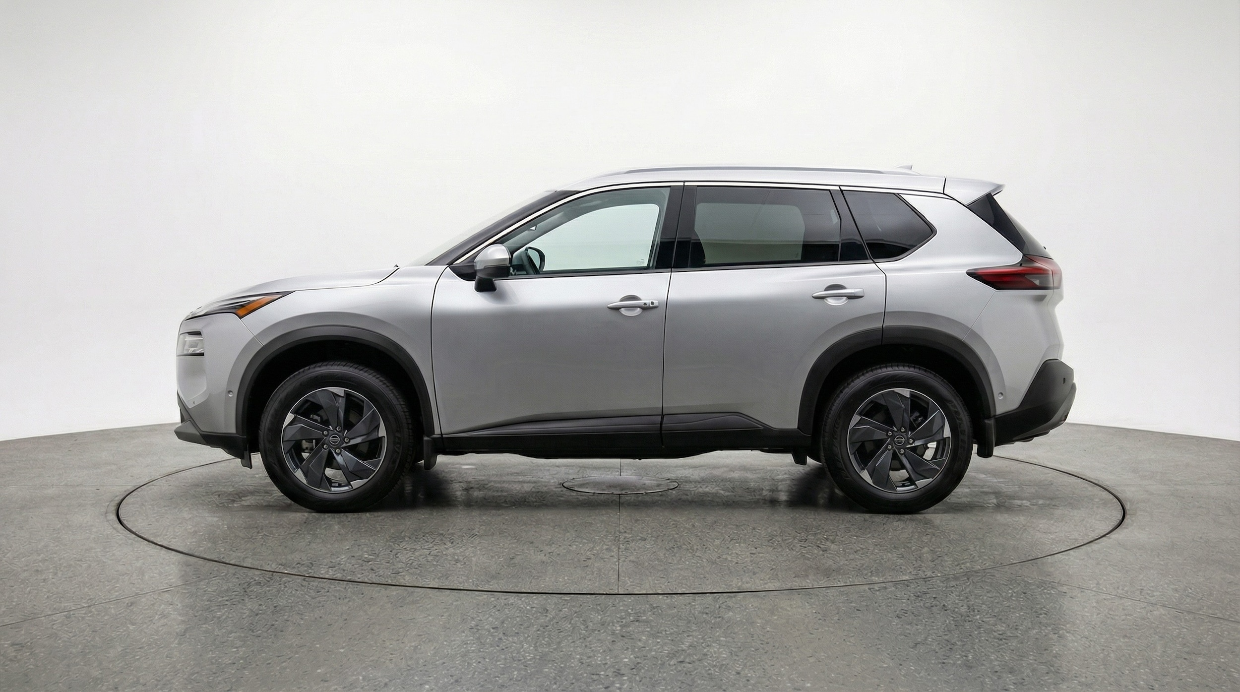 Thumbnail: 2025 Nissan Rogue - 4