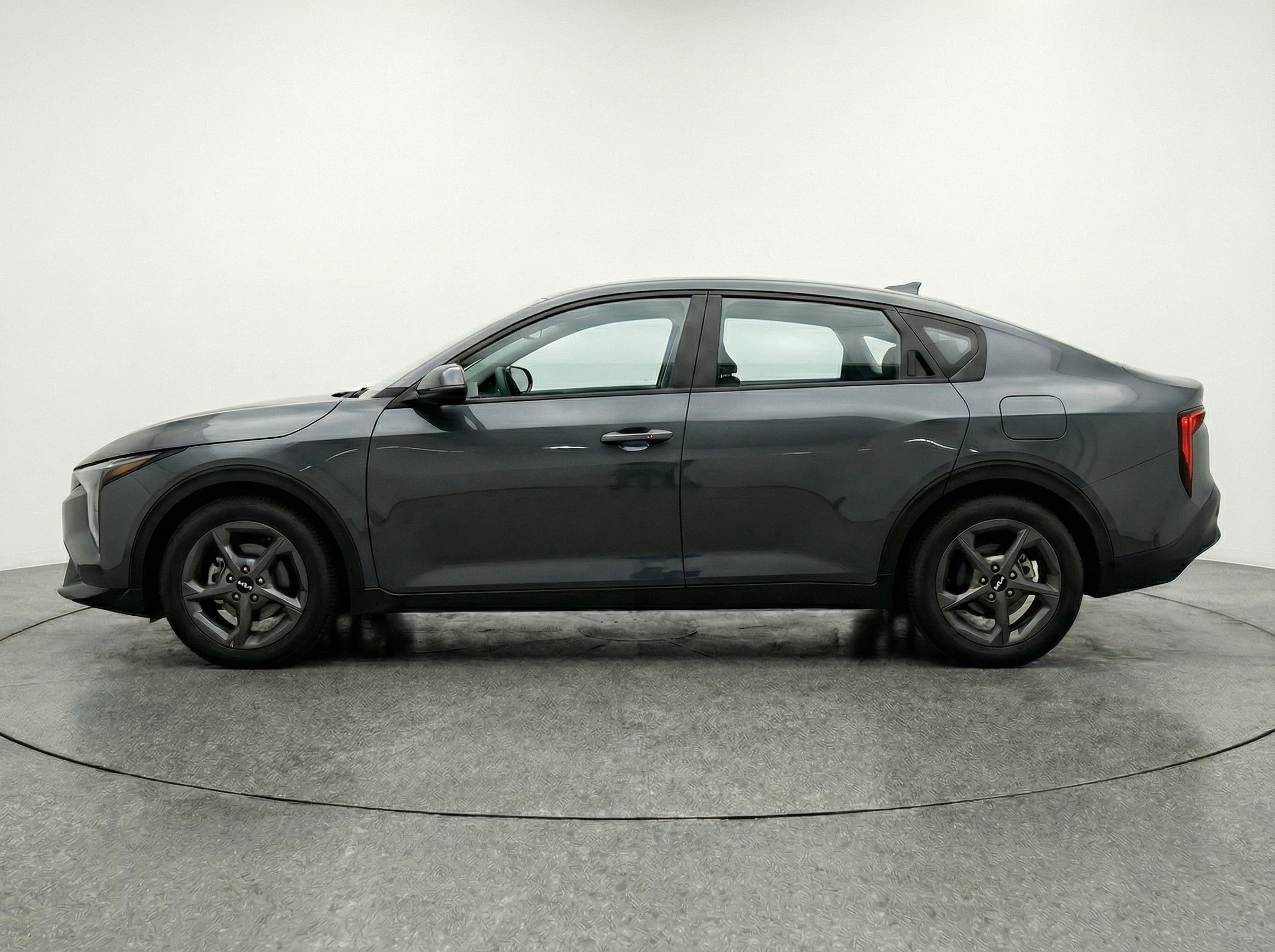 Thumbnail: 2025 Kia K4 - 4