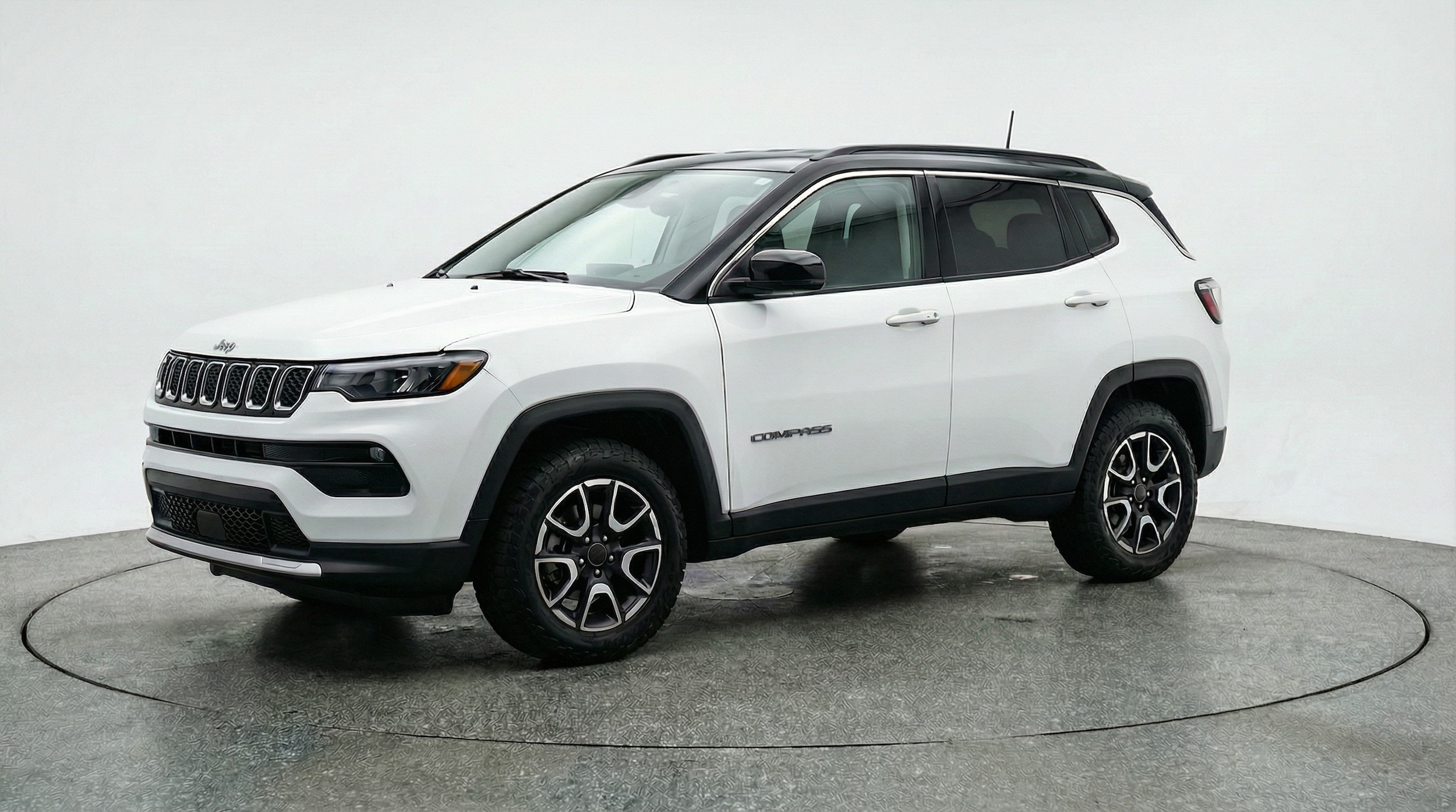 Thumbnail: 2025 Jeep Compass - 3