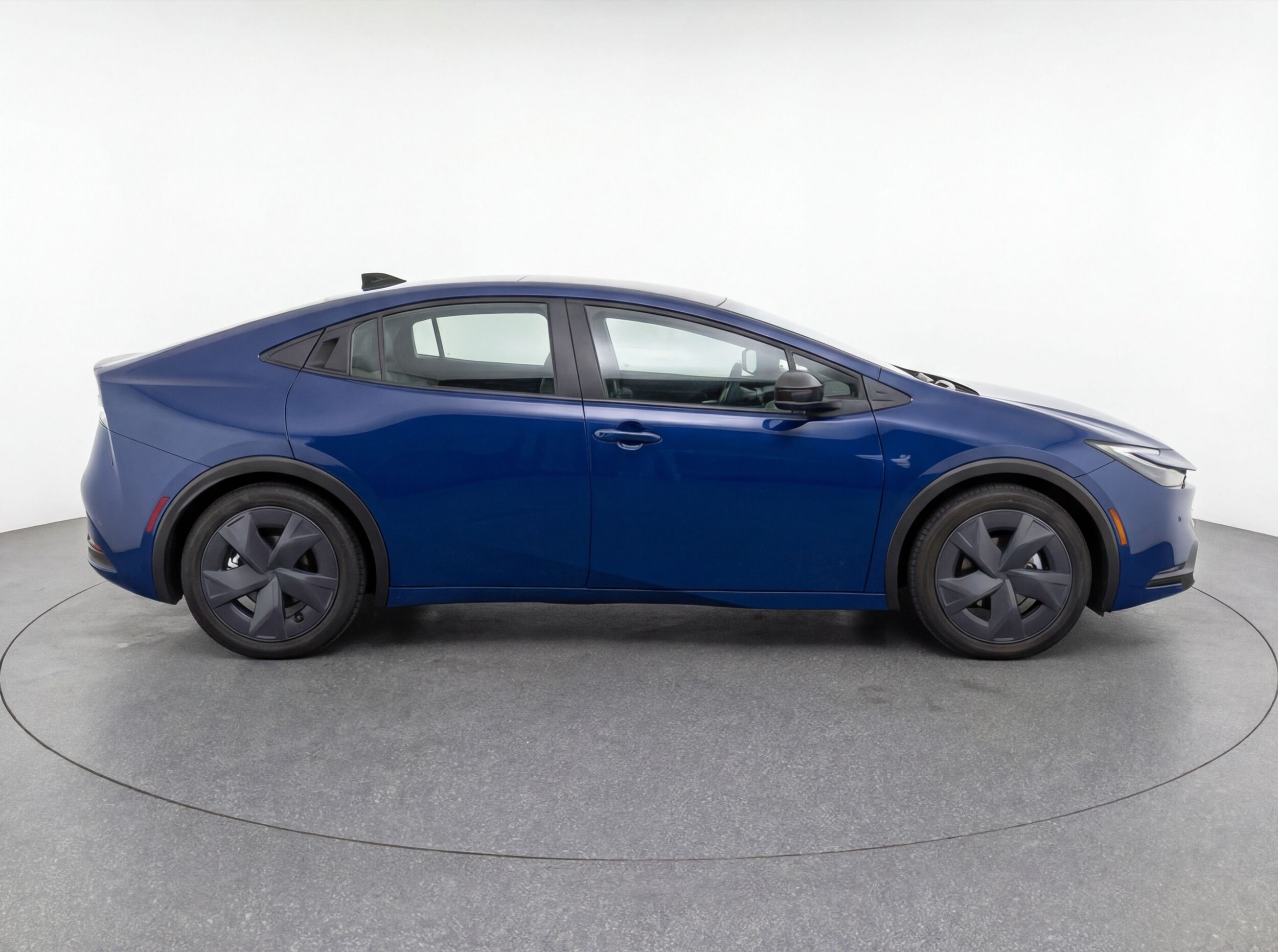 Thumbnail: 2025 Toyota Prius - 11