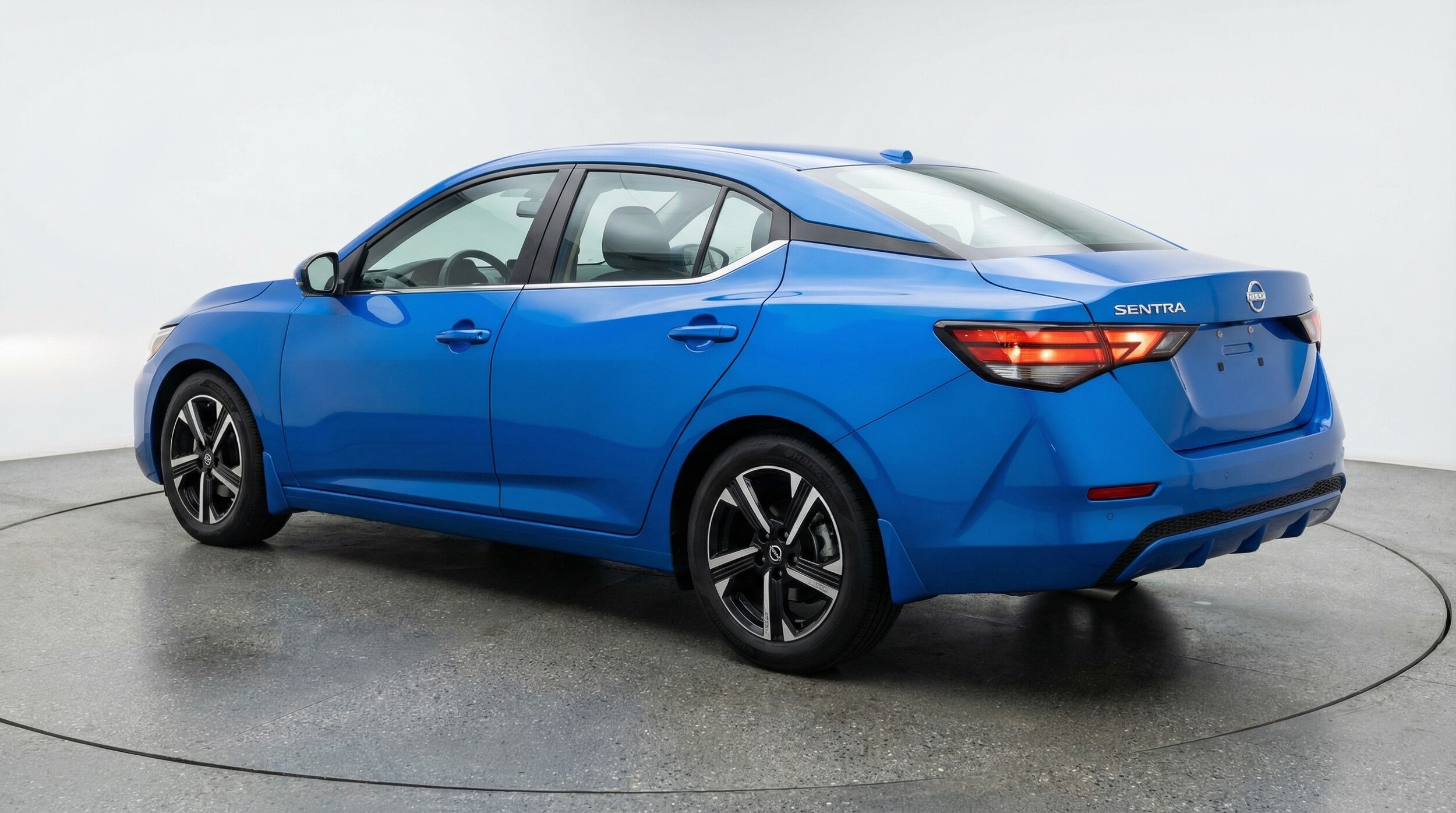 Thumbnail: 2025 Nissan Sentra - 5