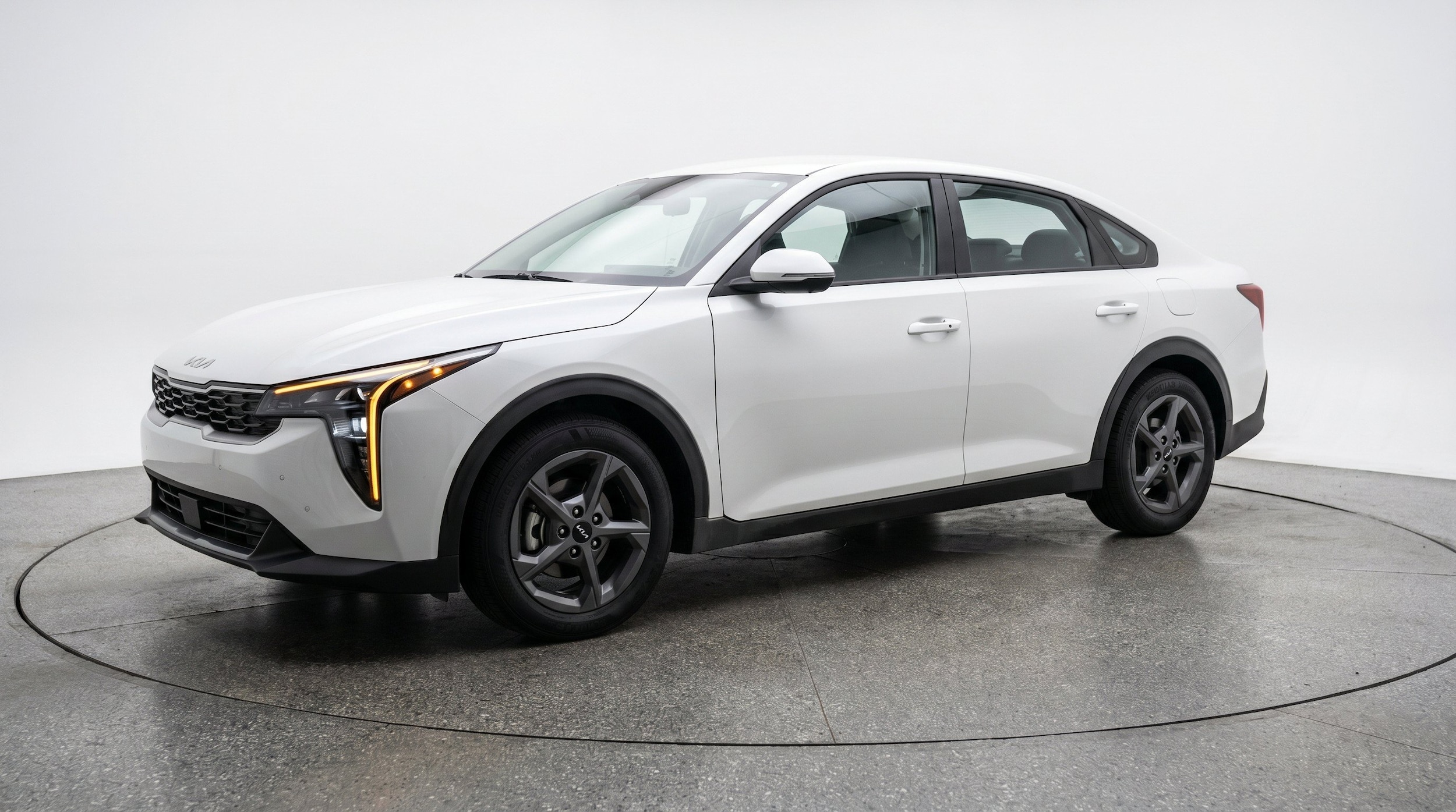 Thumbnail: 2026 Kia K4 - 3