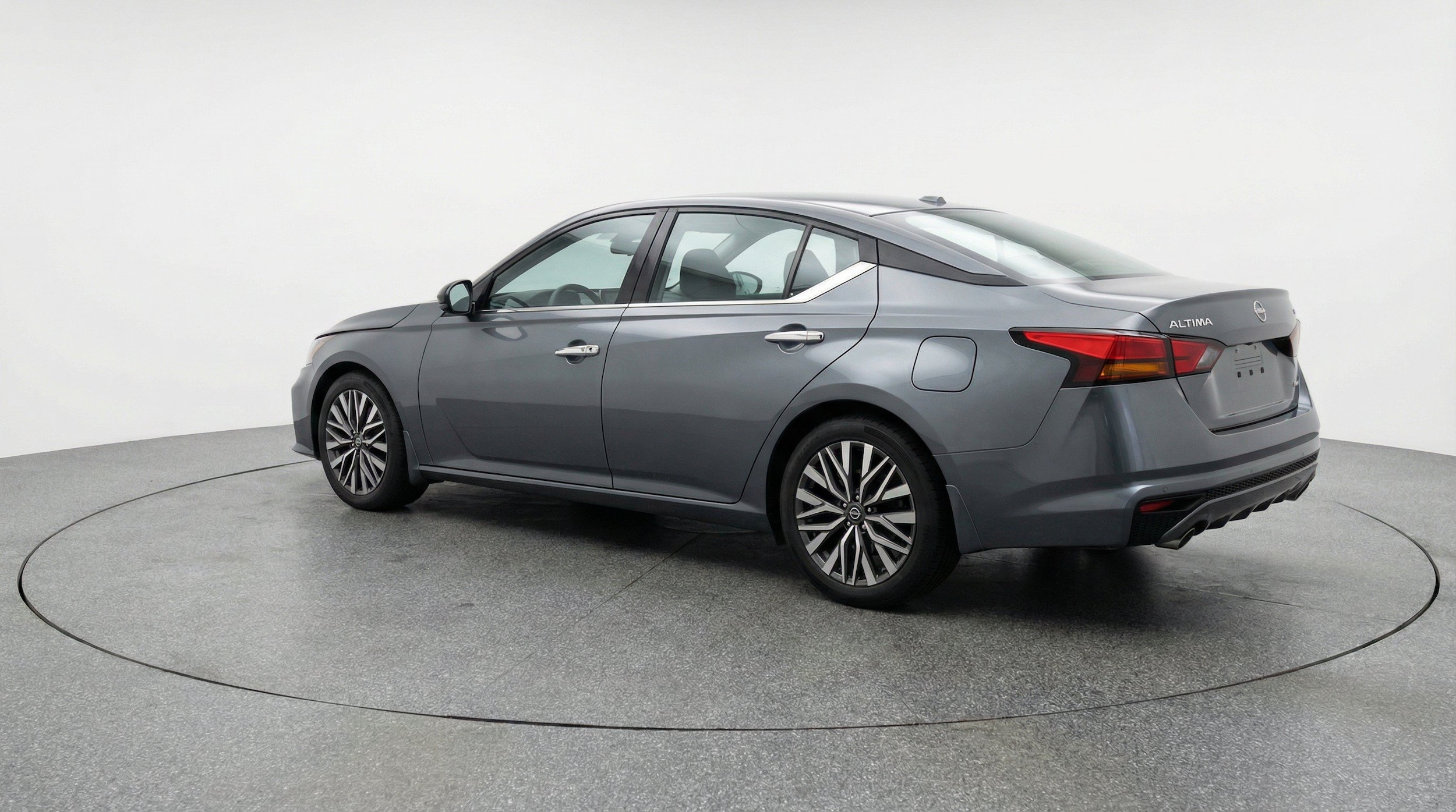 Thumbnail: 2025 Nissan Altima - 6