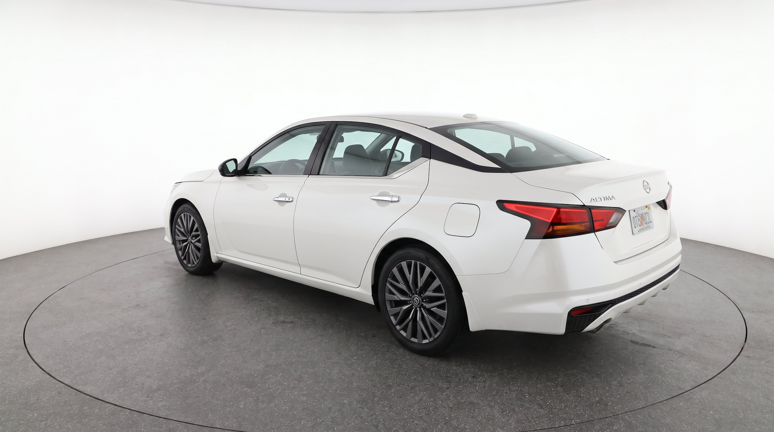 Thumbnail: 2025 Nissan Altima - 6