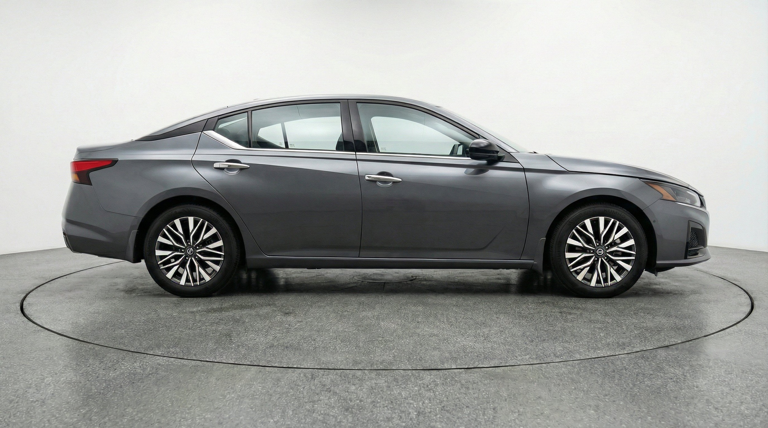 Thumbnail: 2025 Nissan Altima - 11