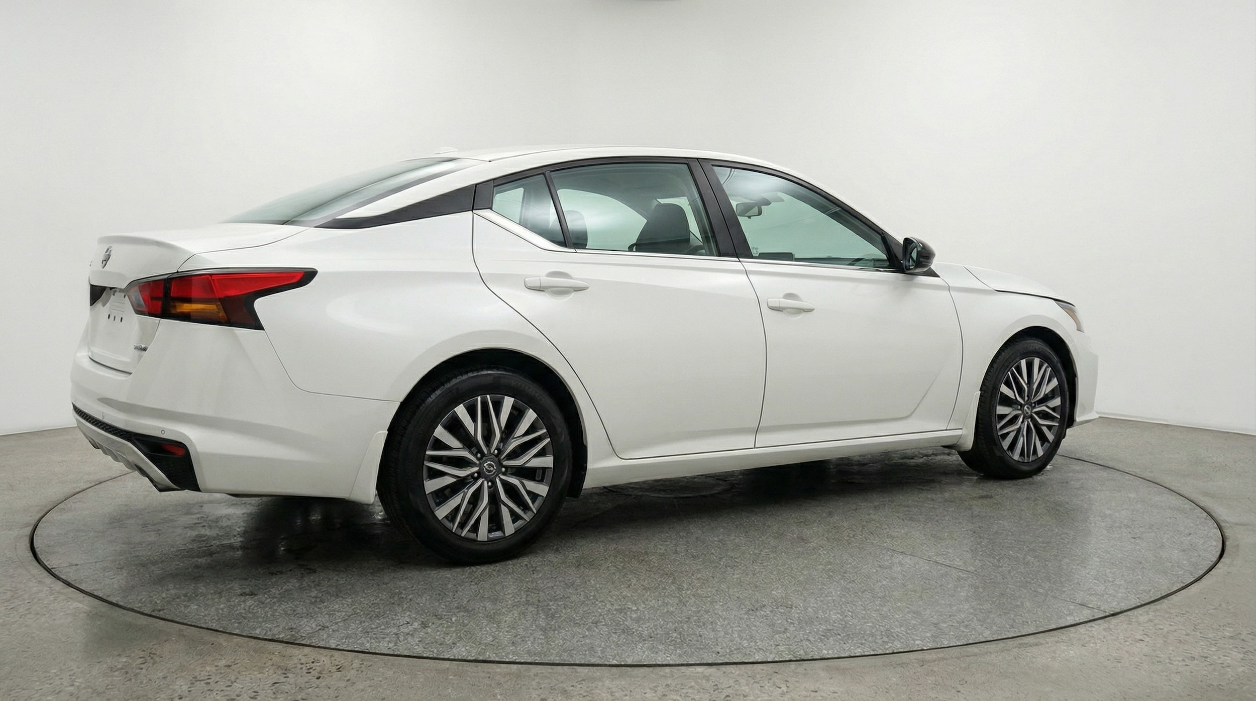 Thumbnail: 2025 Nissan Altima - 7