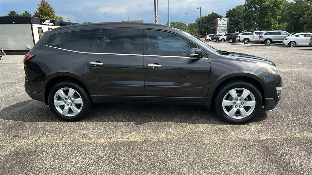 Used 2016 Chevrolet Traverse LT w/1LT SUV