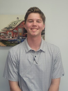 Staff member Dean Anderson from ID_38127dacc420