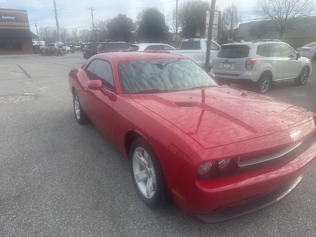 Used 2012 Dodge Challenger SXT Coupe