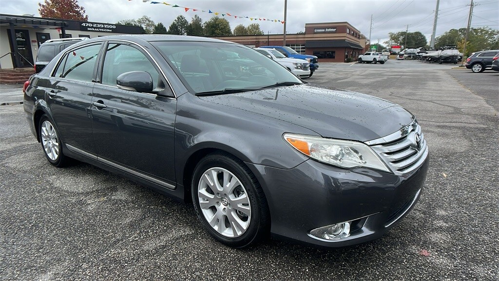 2012 Toyota Avalon Base photo 3