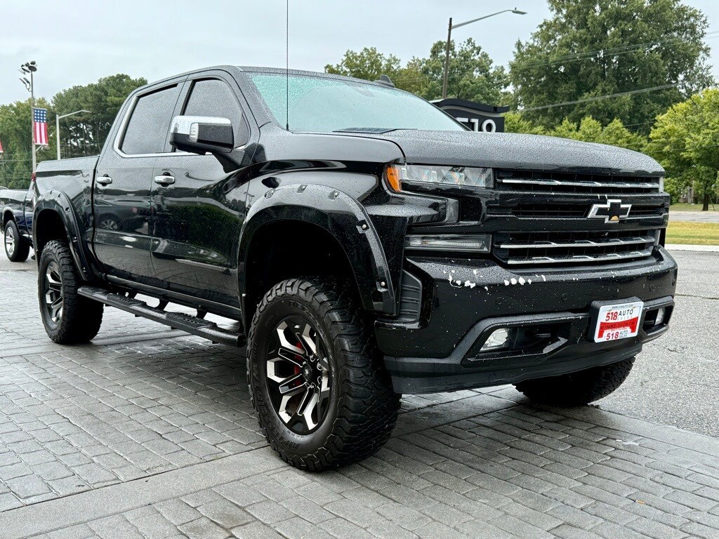 2019 Chevrolet Silverado 1500 LTZ photo 4