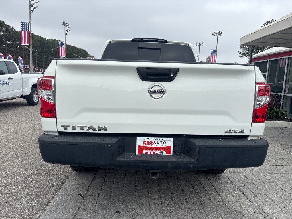 2018 Nissan Titan S photo 3