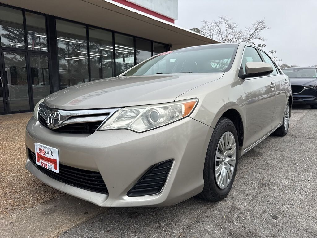 Used 2014 Toyota Camry Sedan