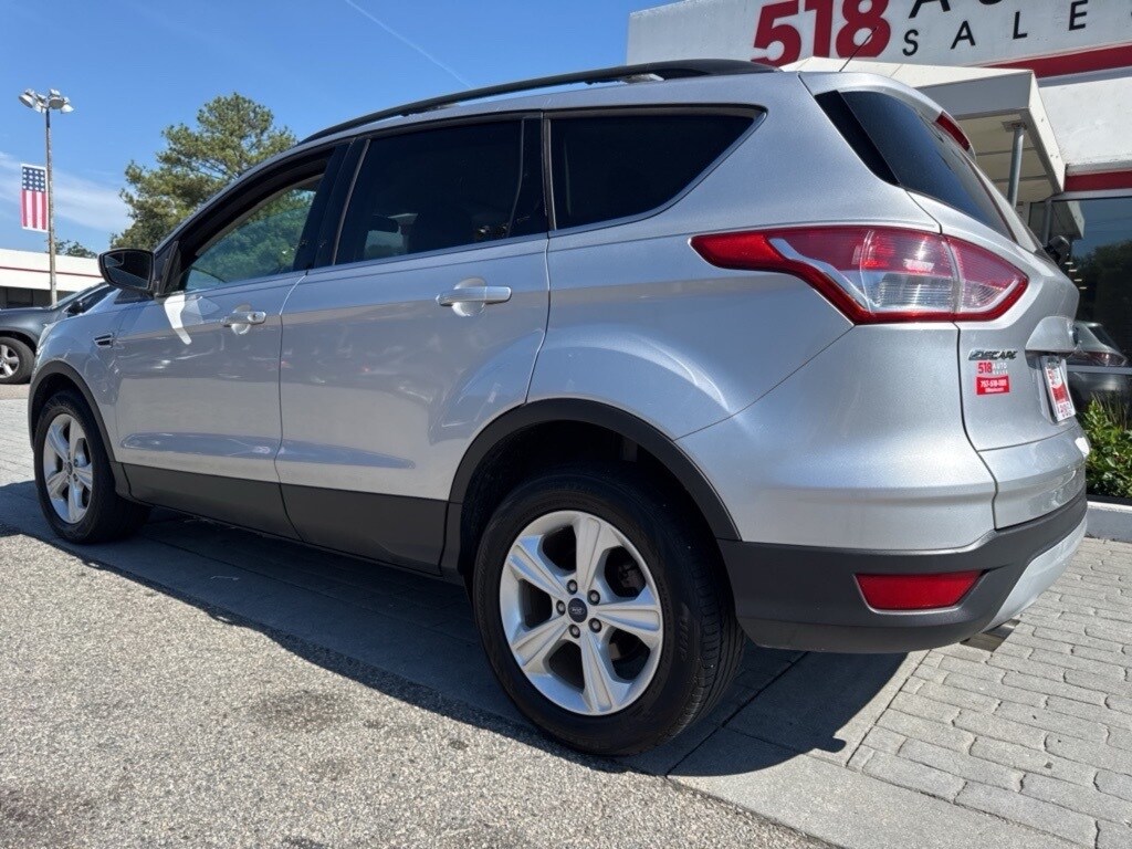 2015 Ford Escape SE photo 4