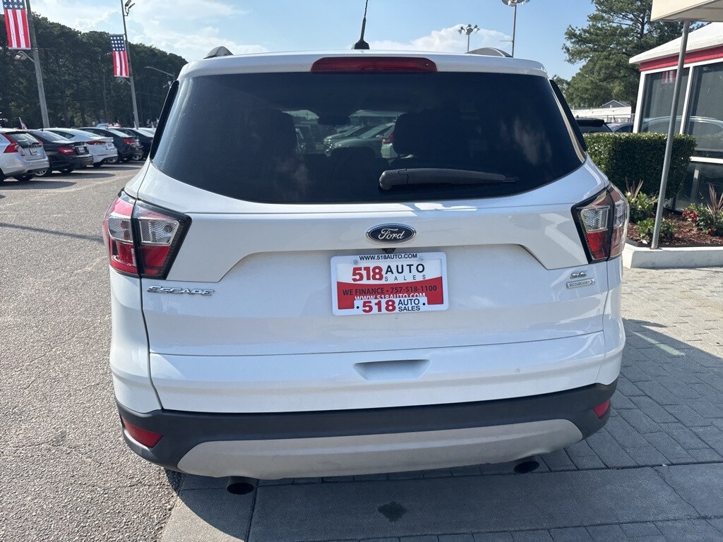 2018 Ford Escape SE photo 4