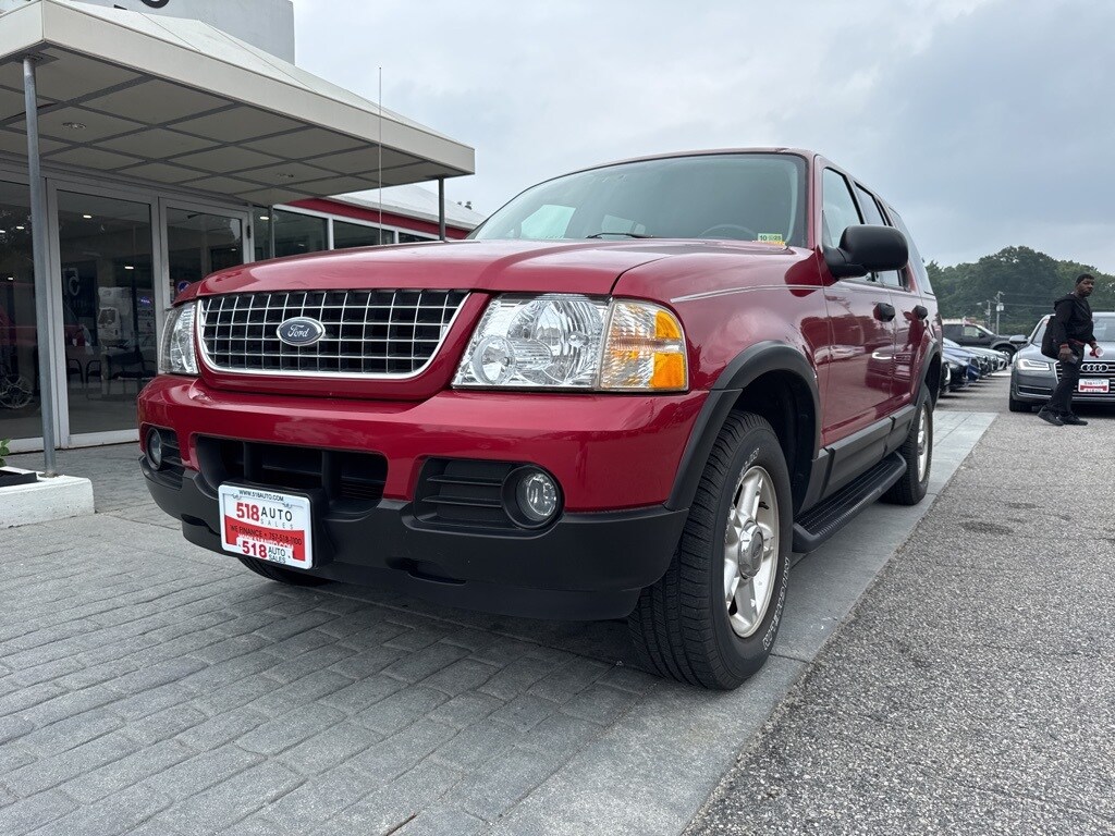 2003 Ford Explorer XLT photo 3
