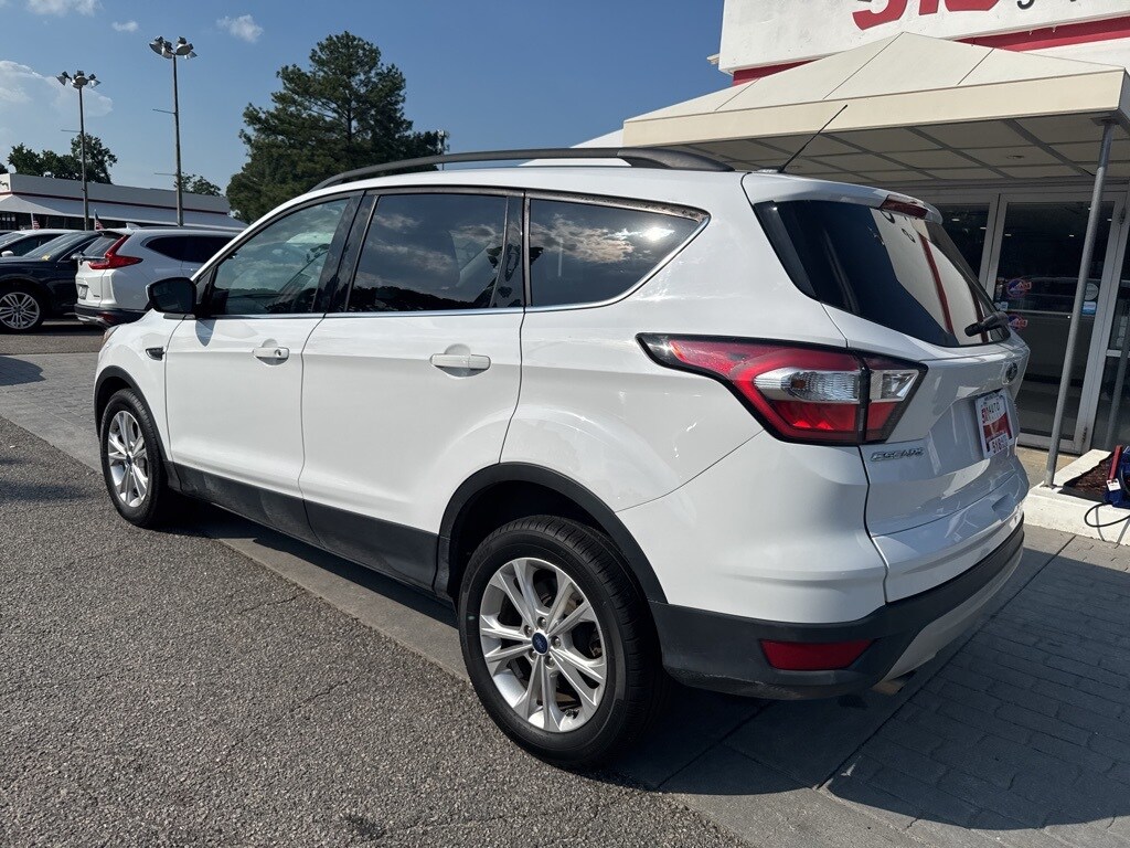 2018 Ford Escape SE photo 3