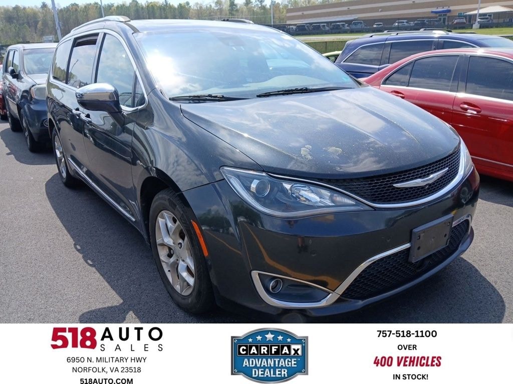 Used 2017 Chrysler Pacifica Limited Van