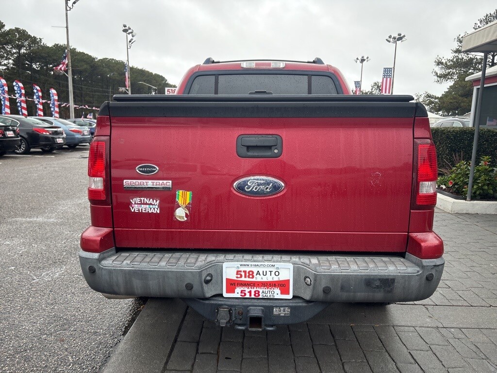 2010 Ford Explorer Sport Trac XLT photo 3